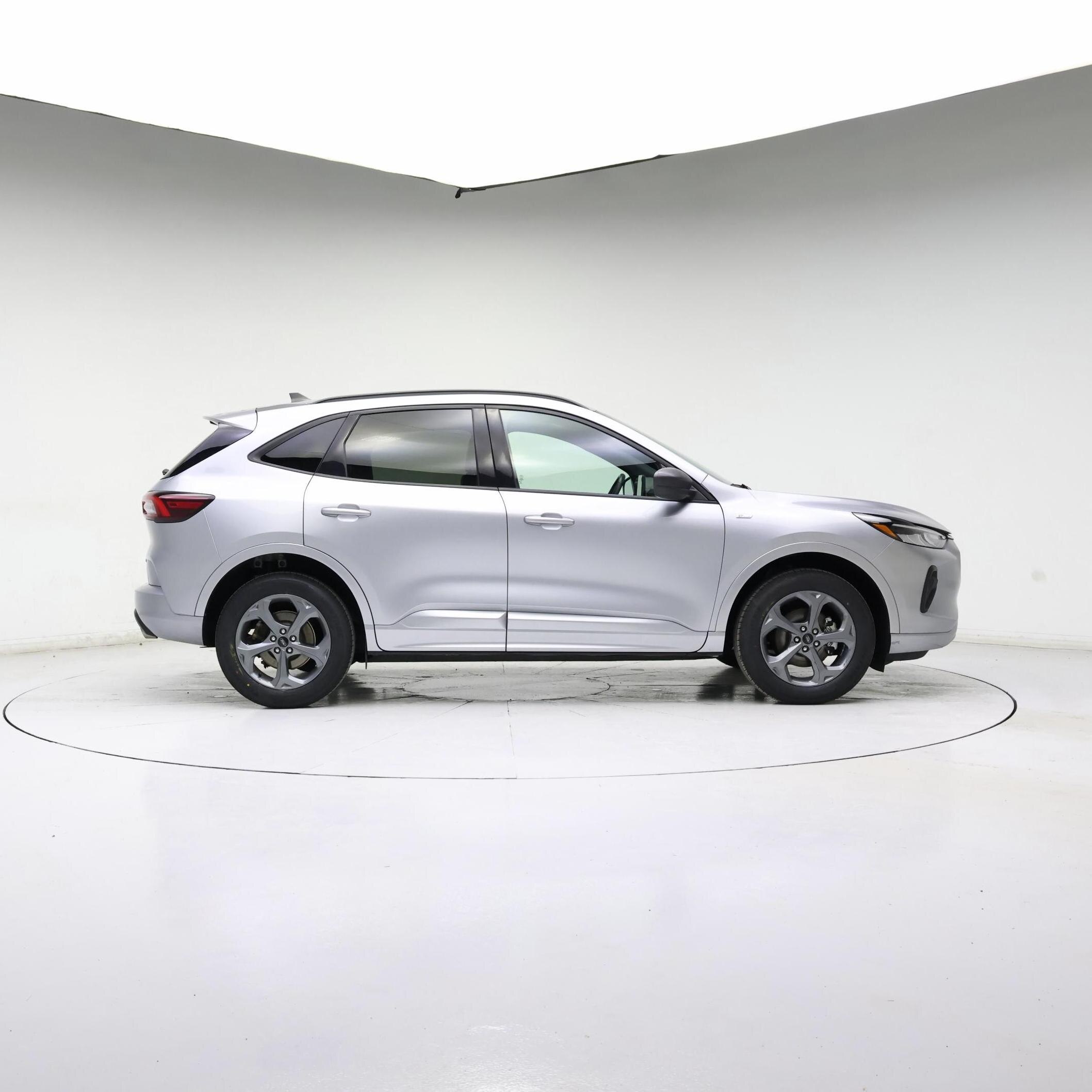 Thumbnail: 2023 Ford Escape - 7