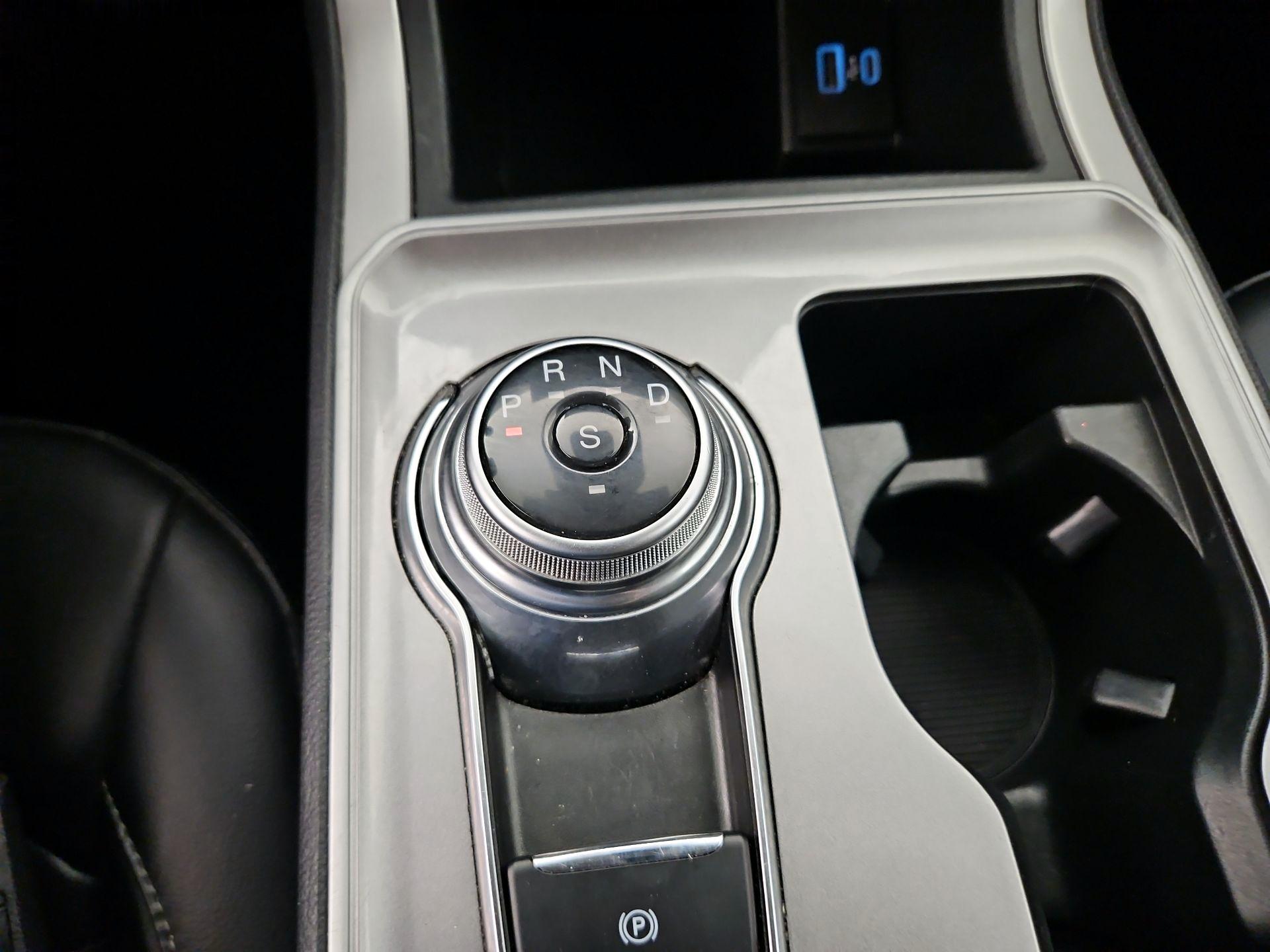 Thumbnail: 2023 Ford Edge - 18