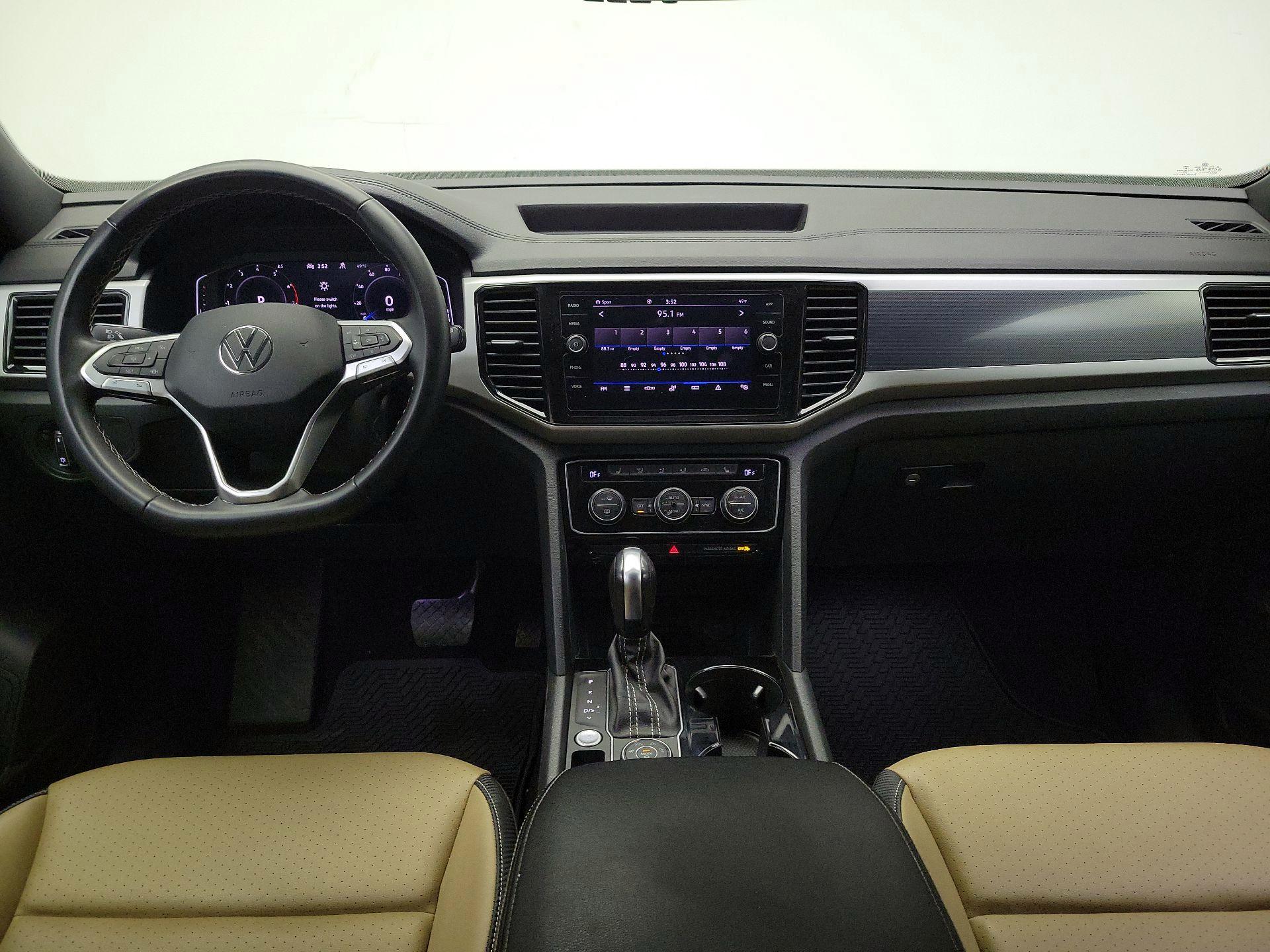 Thumbnail: 2023 Volkswagen Atlas - 9