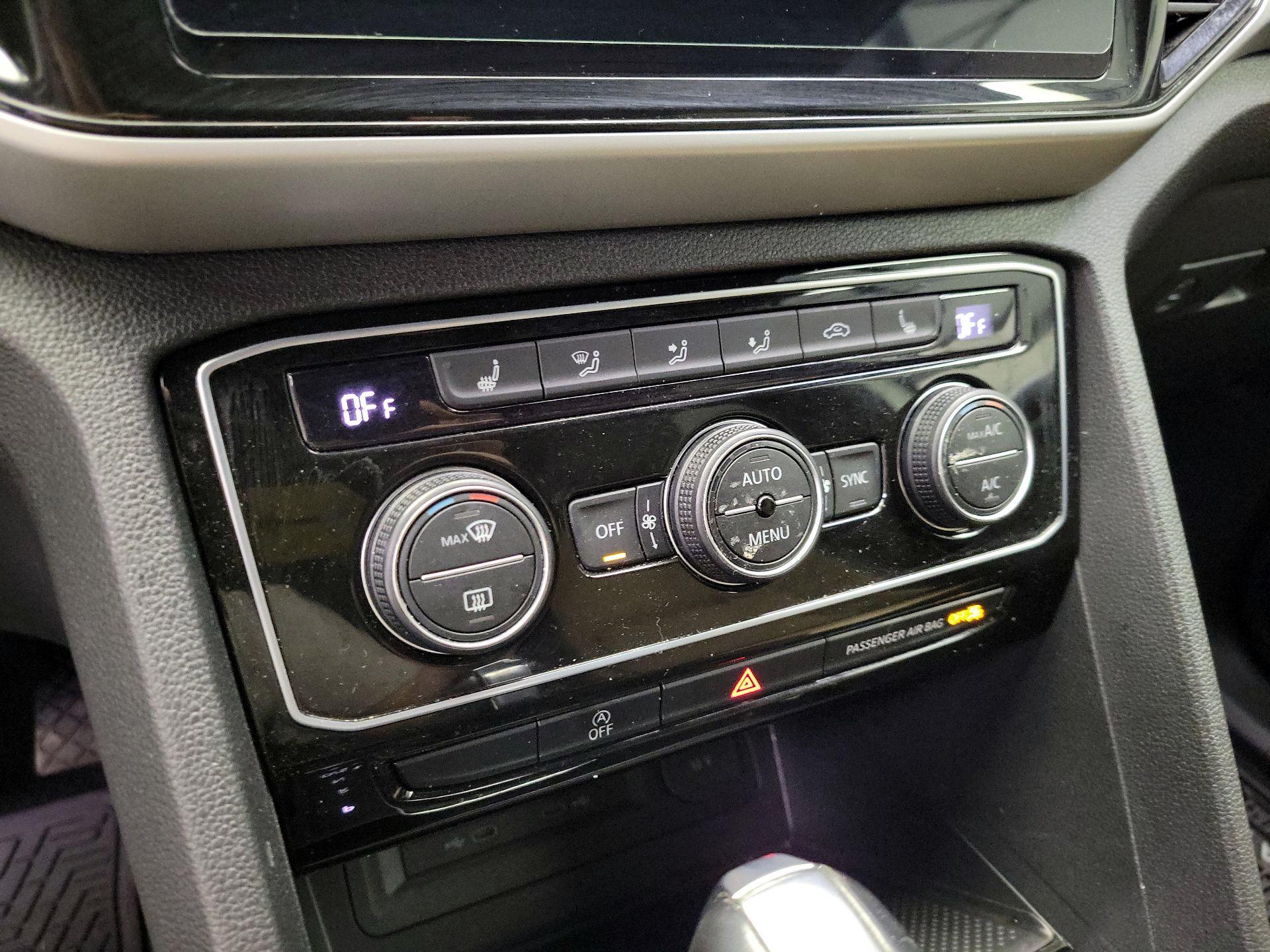 Thumbnail: 2023 Volkswagen Atlas - 16