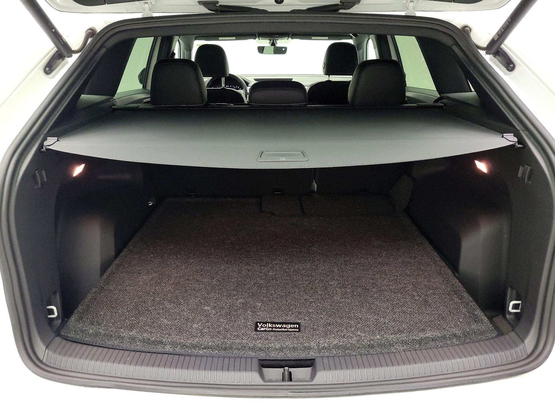 Thumbnail: 2023 Volkswagen Atlas - 19