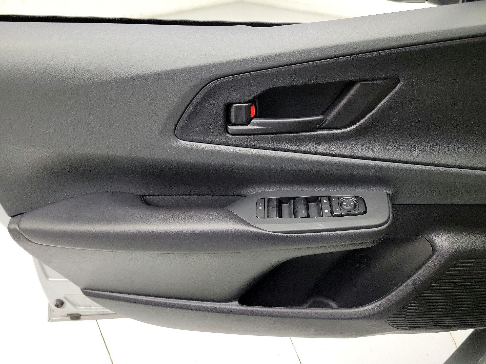 Thumbnail: 2024 Toyota Prius - 12