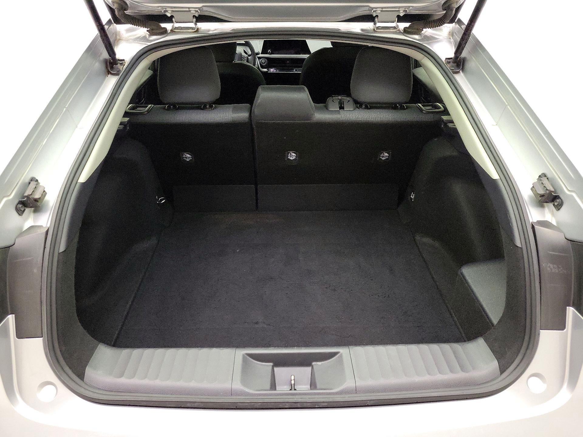 Thumbnail: 2024 Toyota Prius - 19