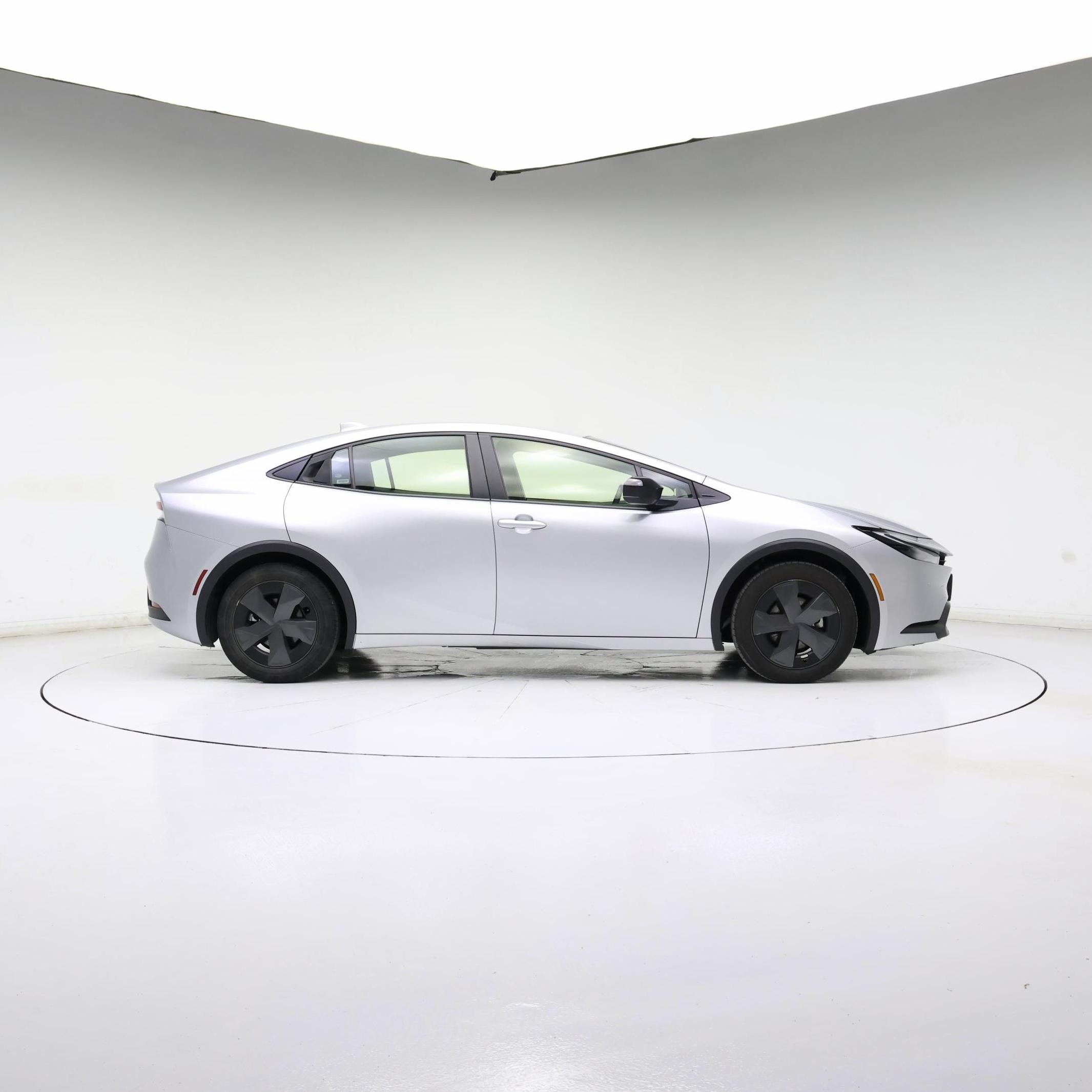 Thumbnail: 2024 Toyota Prius - 7