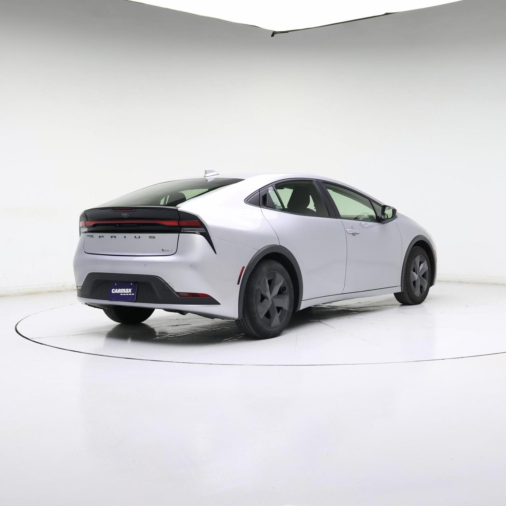 Thumbnail: 2024 Toyota Prius - 8