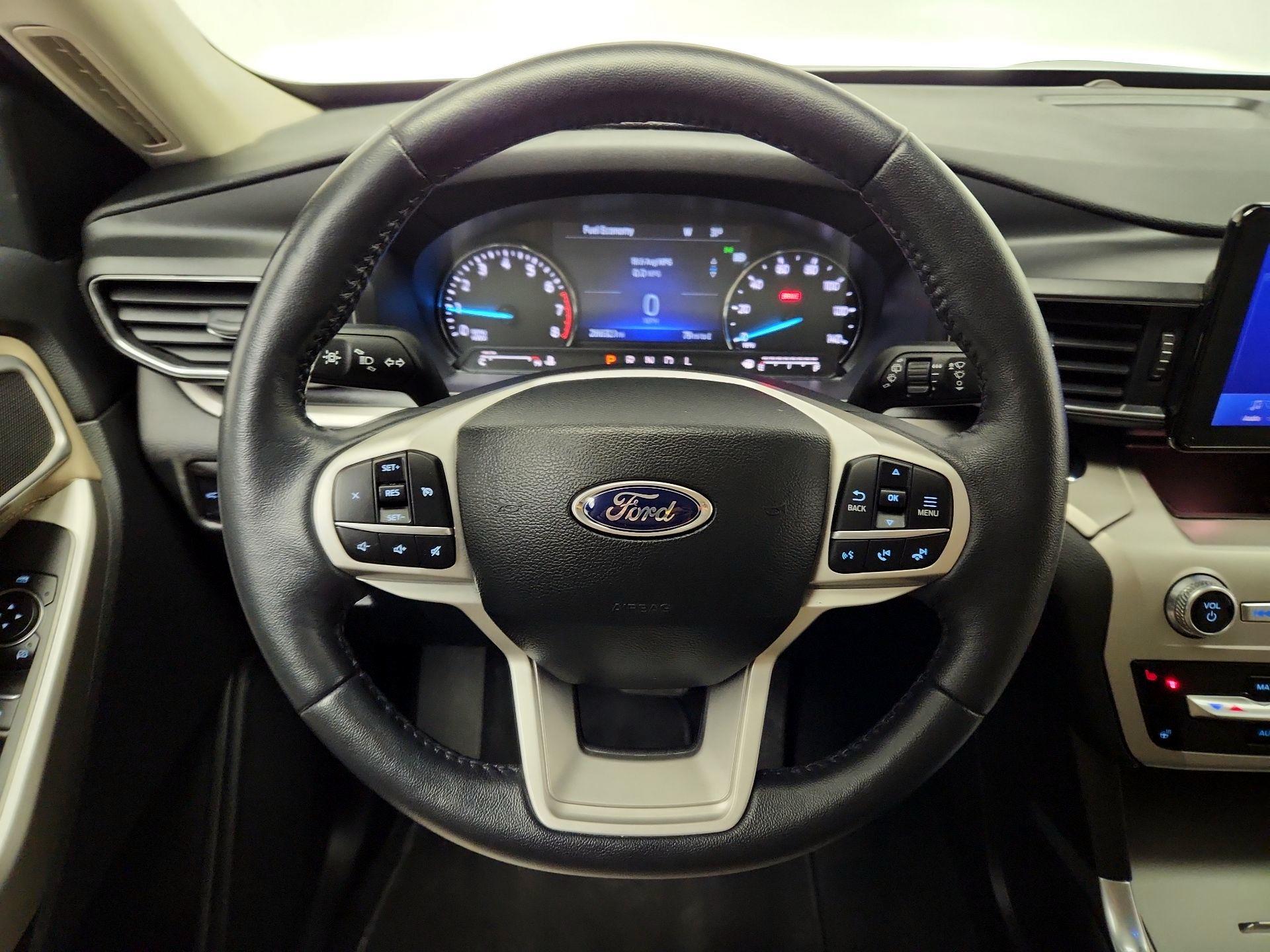 Thumbnail: 2023 Ford Explorer - 10