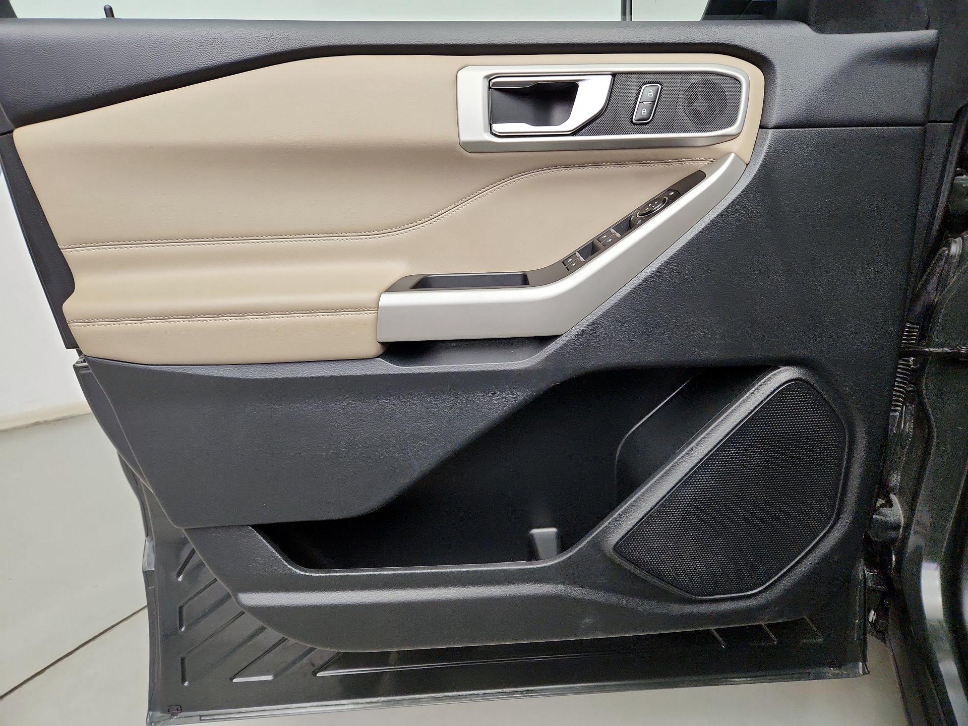 Thumbnail: 2023 Ford Explorer - 12