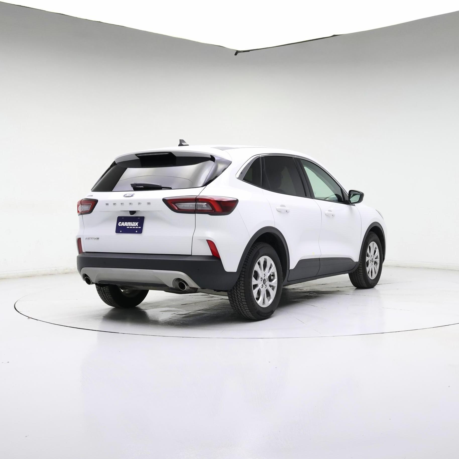 Thumbnail: 2023 Ford Escape - 8