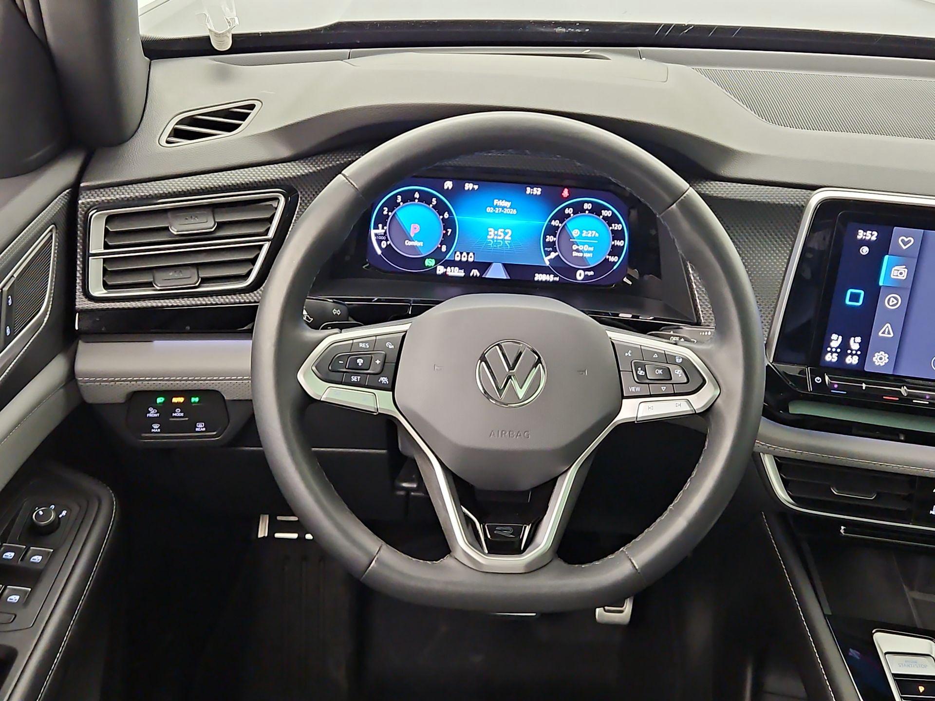 Thumbnail: 2024 Volkswagen Atlas - 10