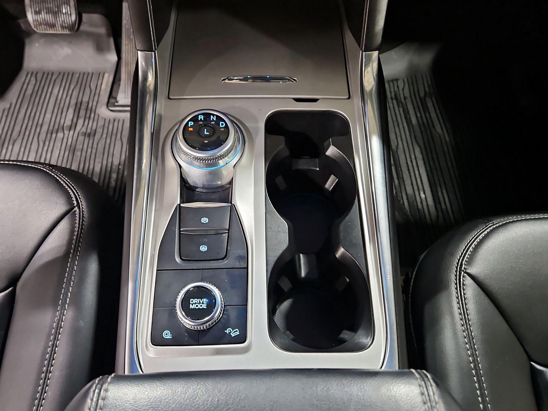 Thumbnail: 2023 Ford Explorer - 18