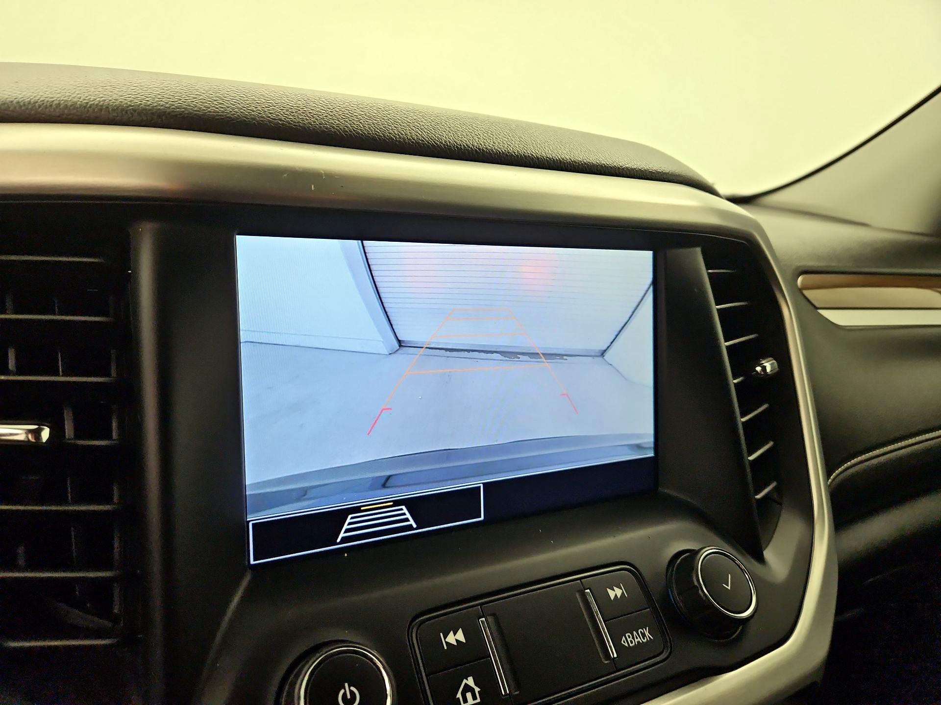 Thumbnail: 2020 GMC Acadia - 14