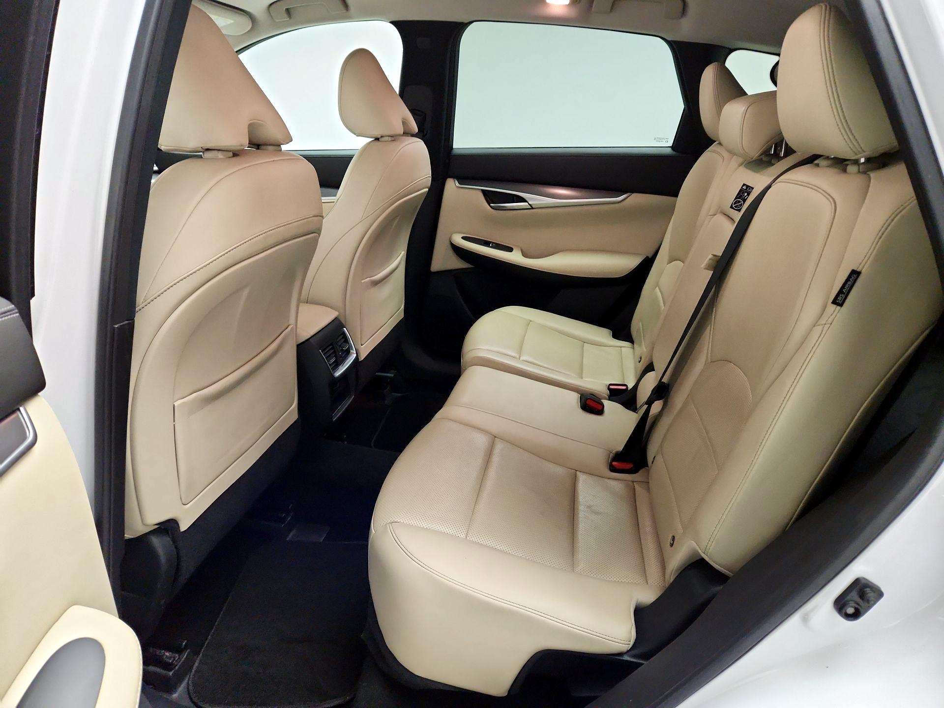 Thumbnail: 2022 INFINITI QX50 - 20