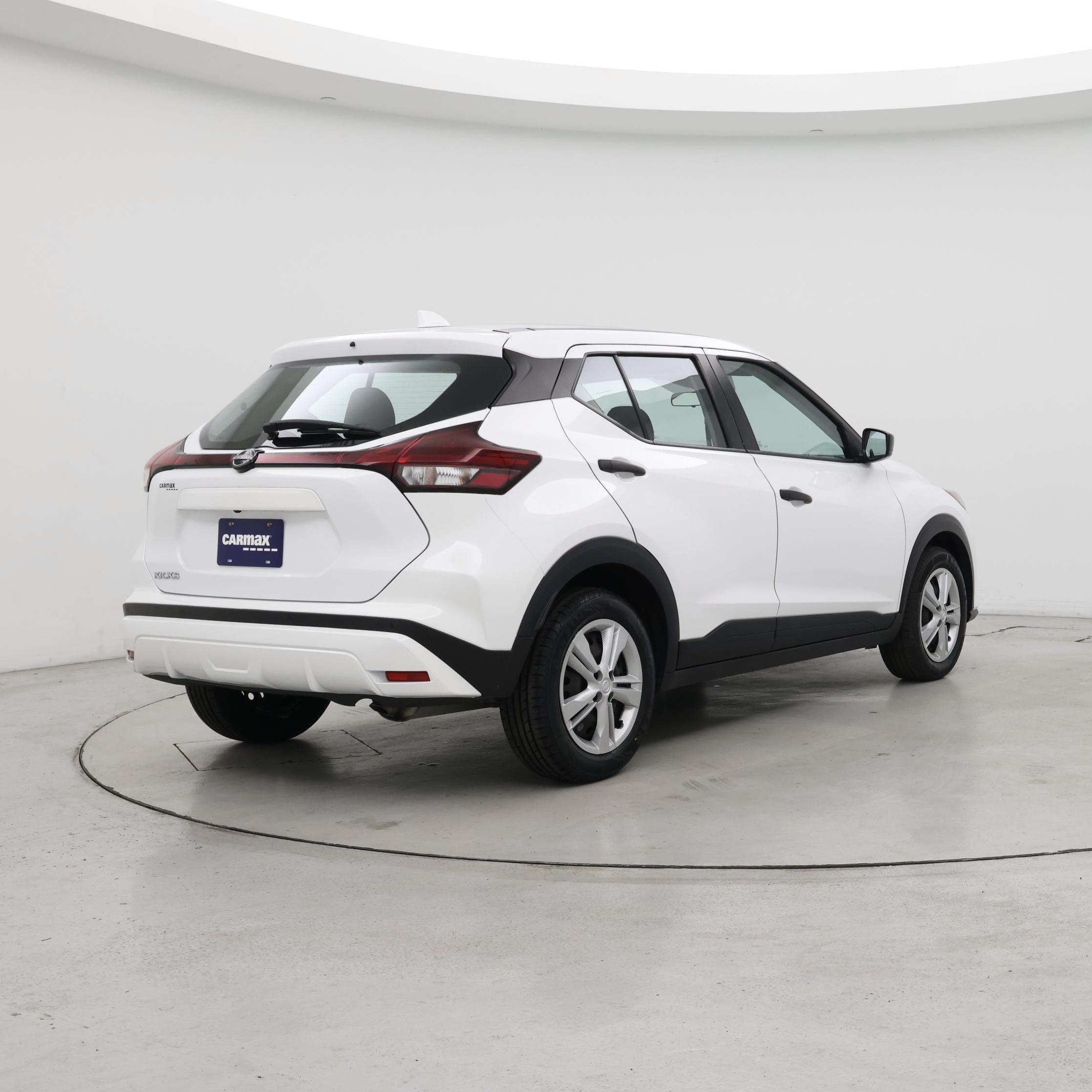 Thumbnail: 2022 Nissan Kicks - 8