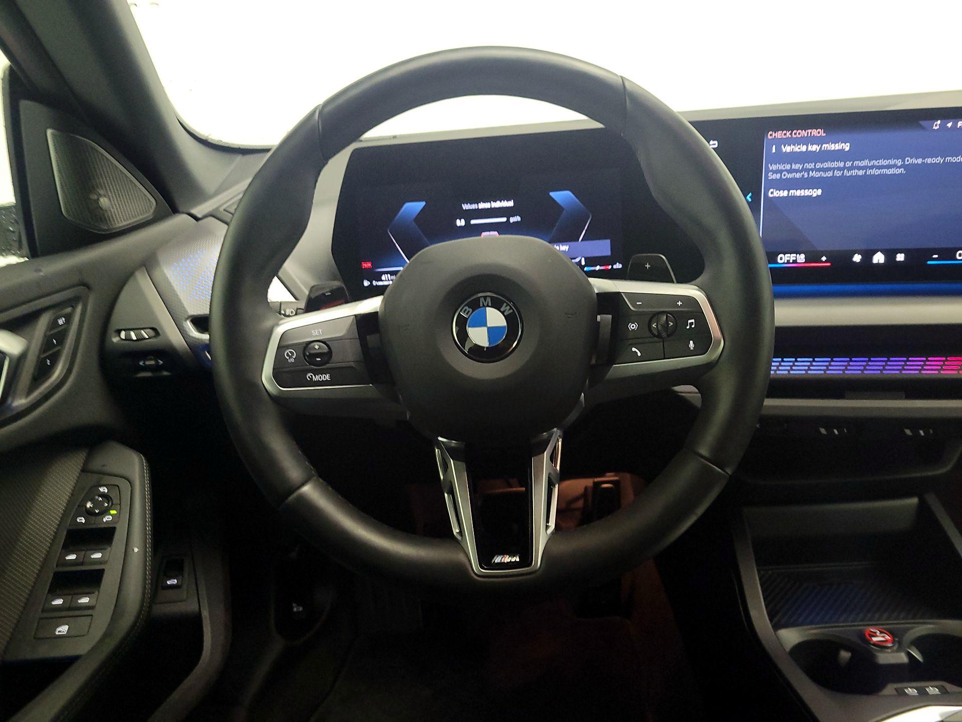 Thumbnail: 2025 BMW 2 Series - 10