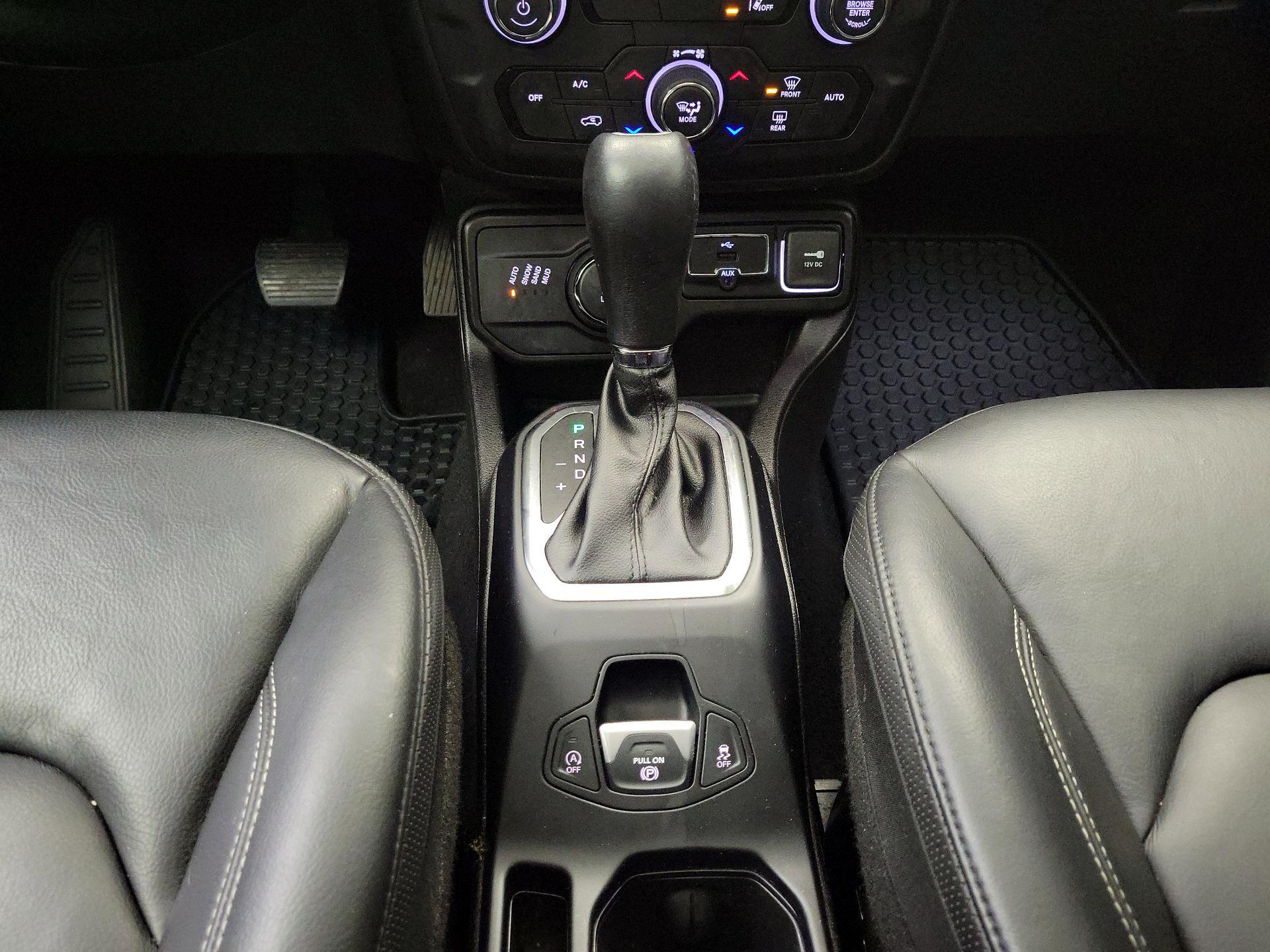 Thumbnail: 2023 Jeep Renegade - 18