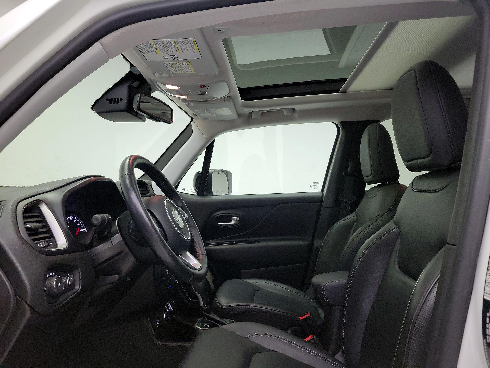 Thumbnail: 2023 Jeep Renegade - 20