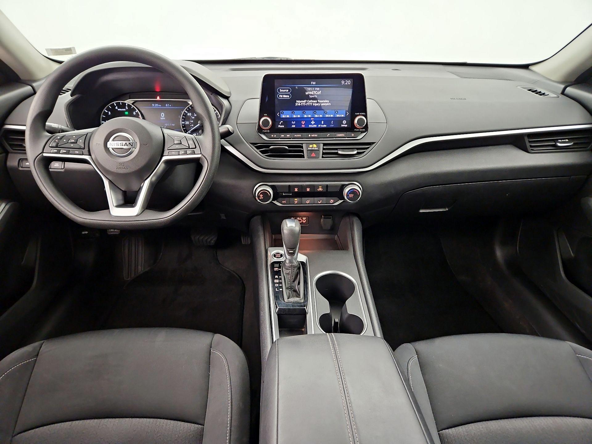 Thumbnail: 2022 Nissan Altima - 9