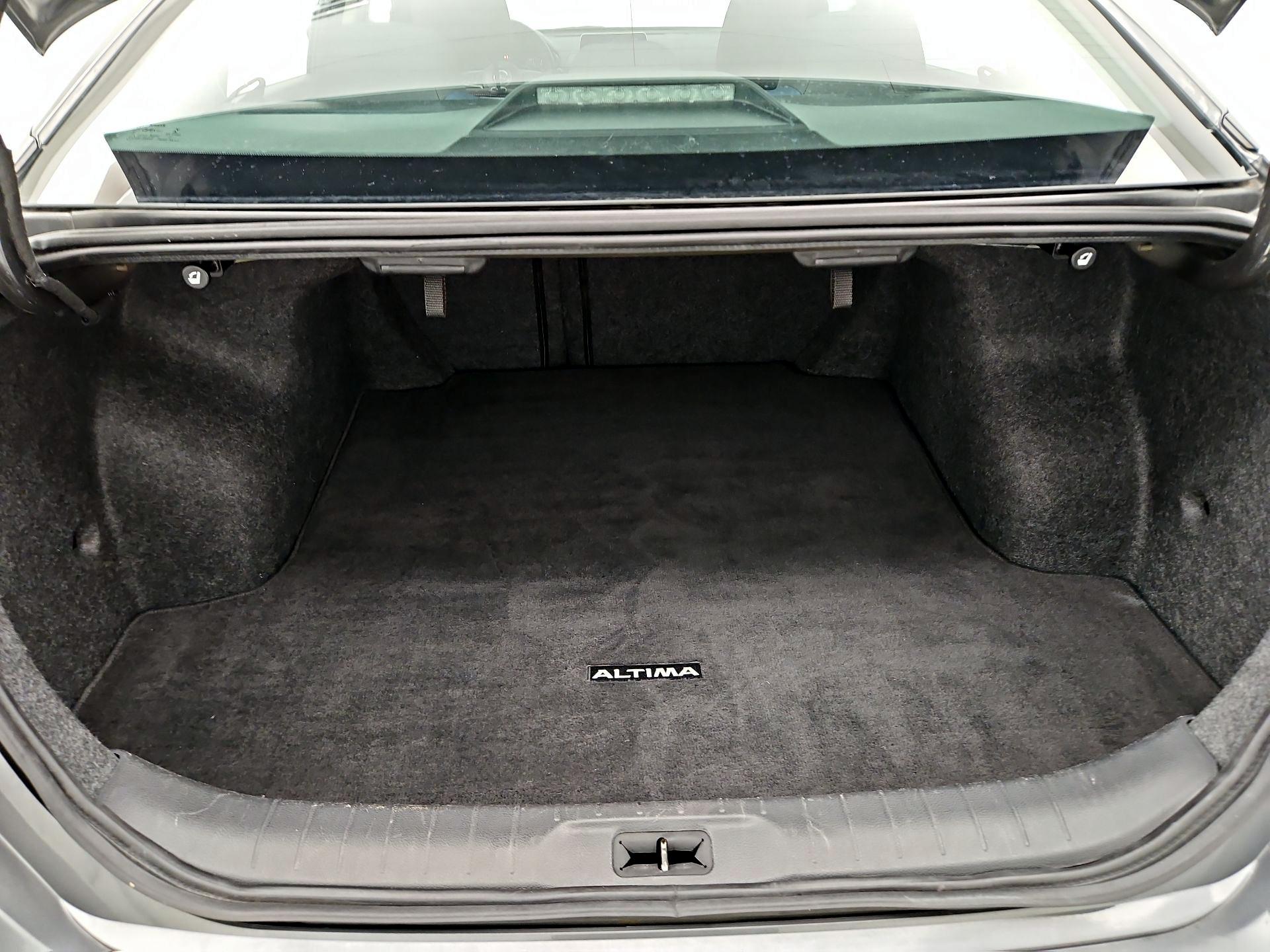 Thumbnail: 2022 Nissan Altima - 20