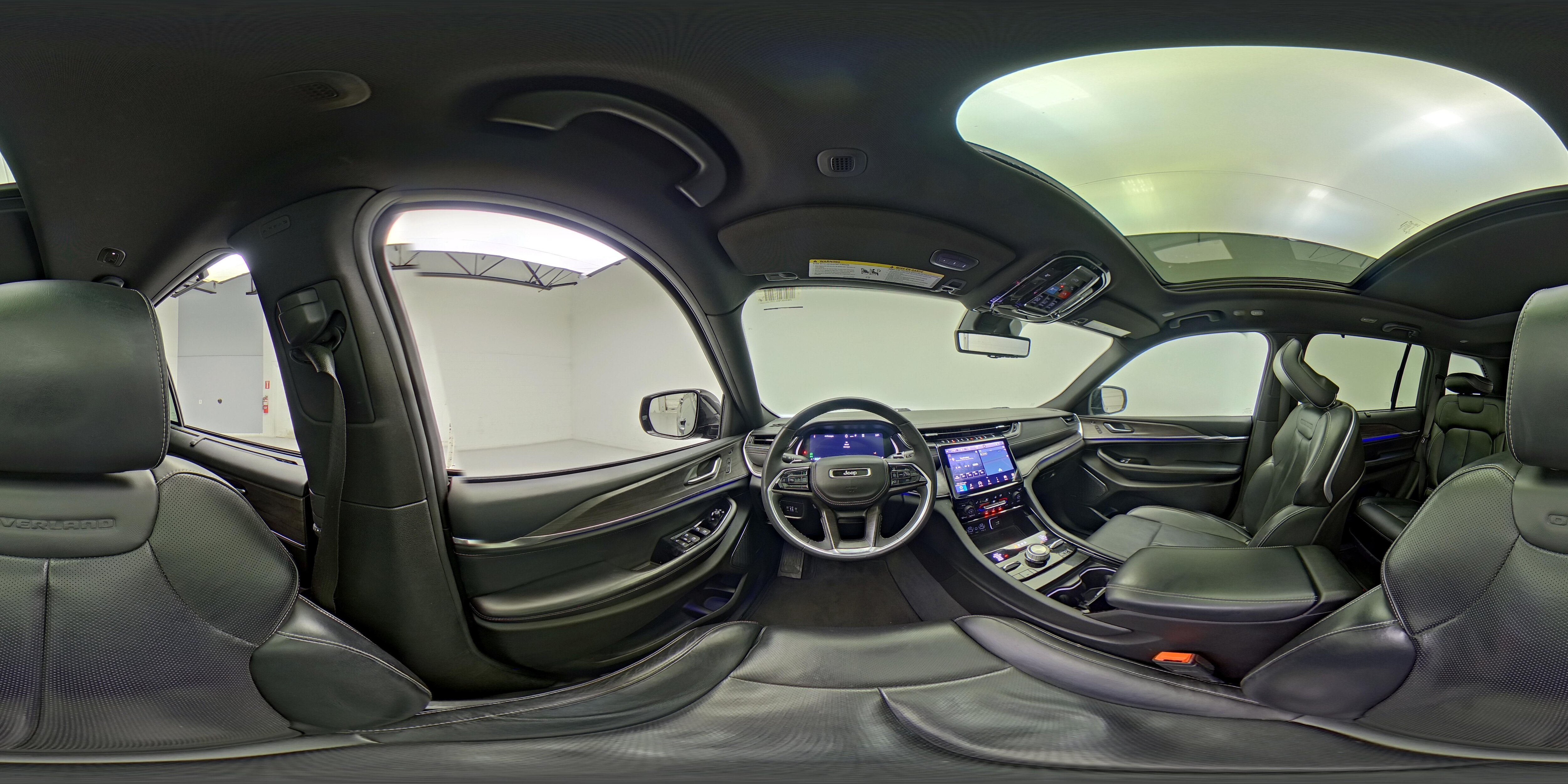 2023 Jeep Grand Cherokee Overland - Photo 29