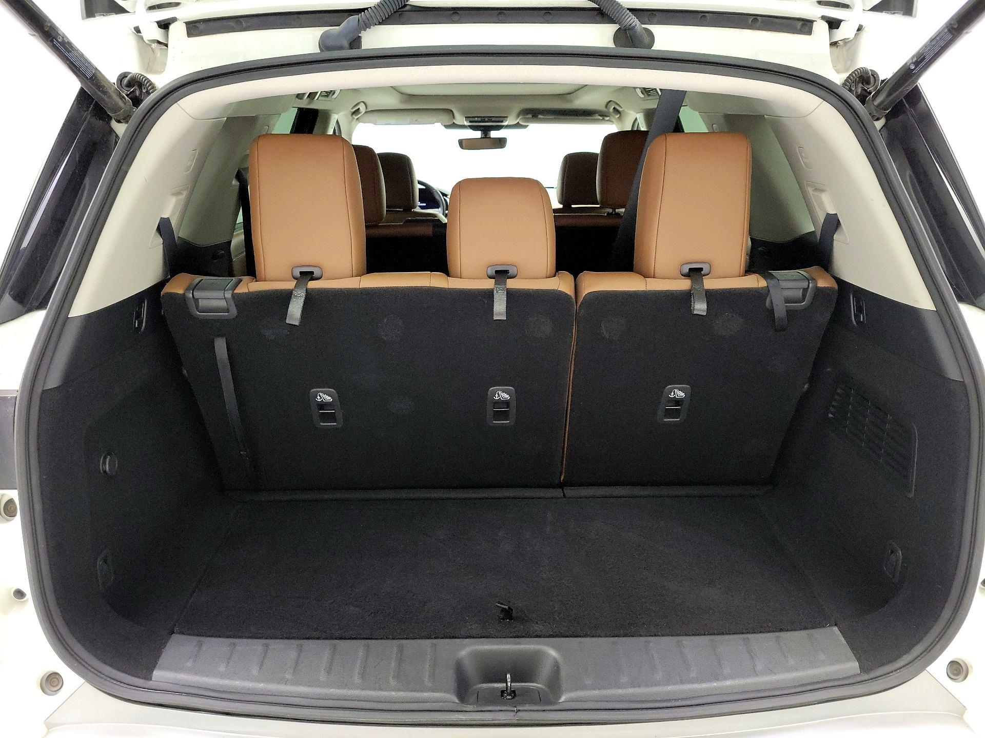 Thumbnail: 2023 Nissan Pathfinder - 20