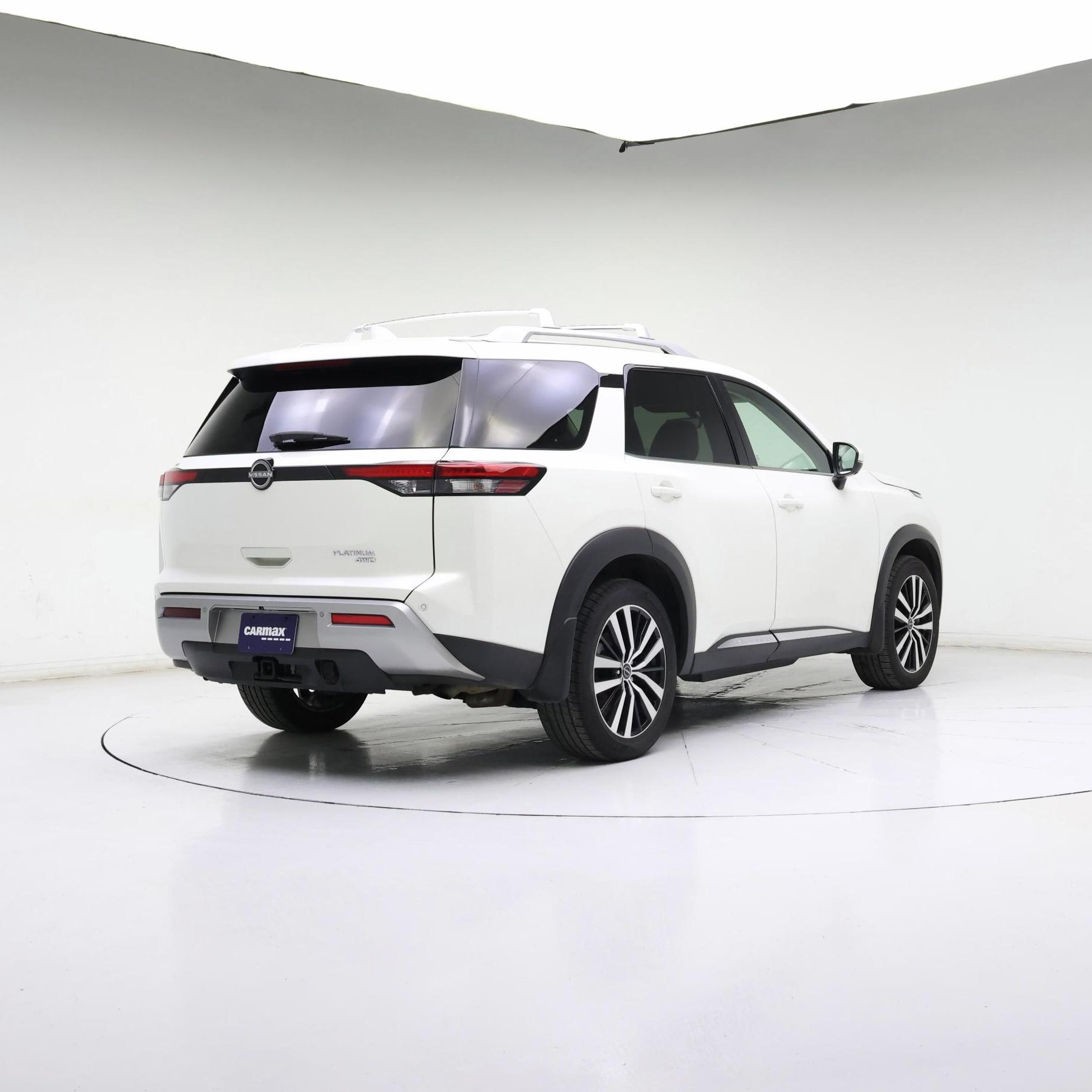 Thumbnail: 2023 Nissan Pathfinder - 8