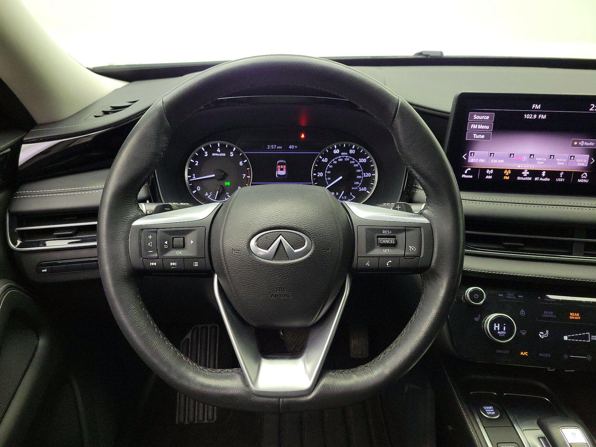 Thumbnail: 2023 INFINITI QX60 - 10