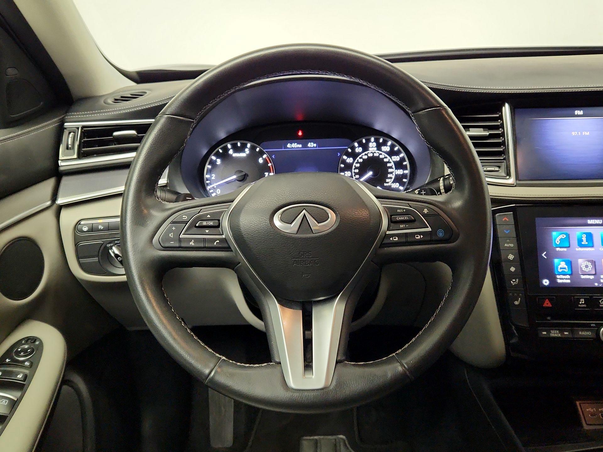 Thumbnail: 2023 INFINITI QX50 - 10