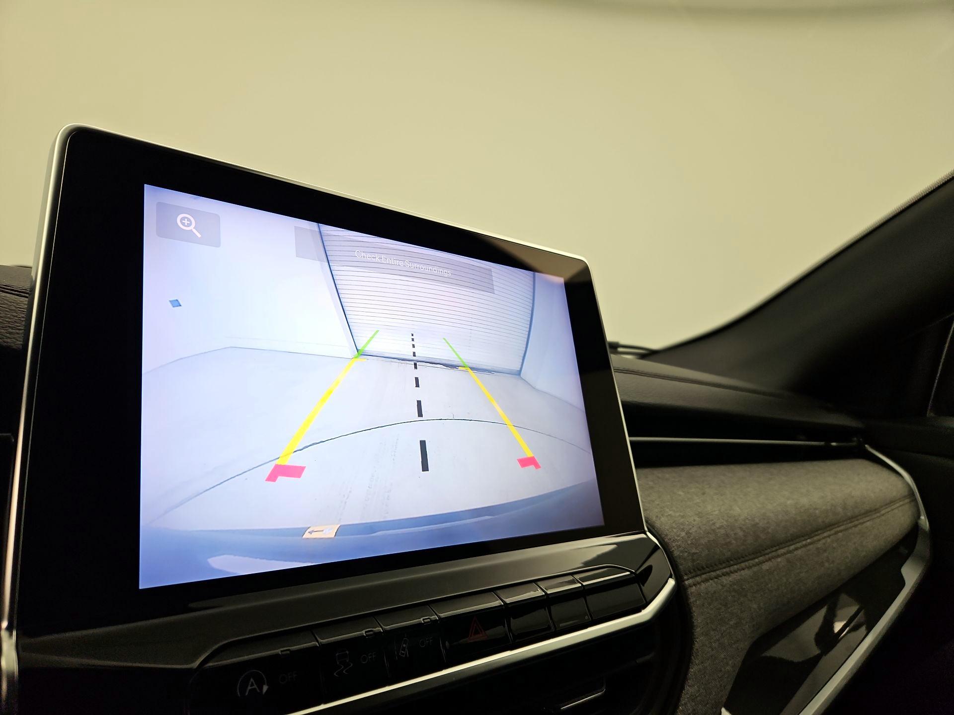 Thumbnail: 2023 Jeep Compass - 14