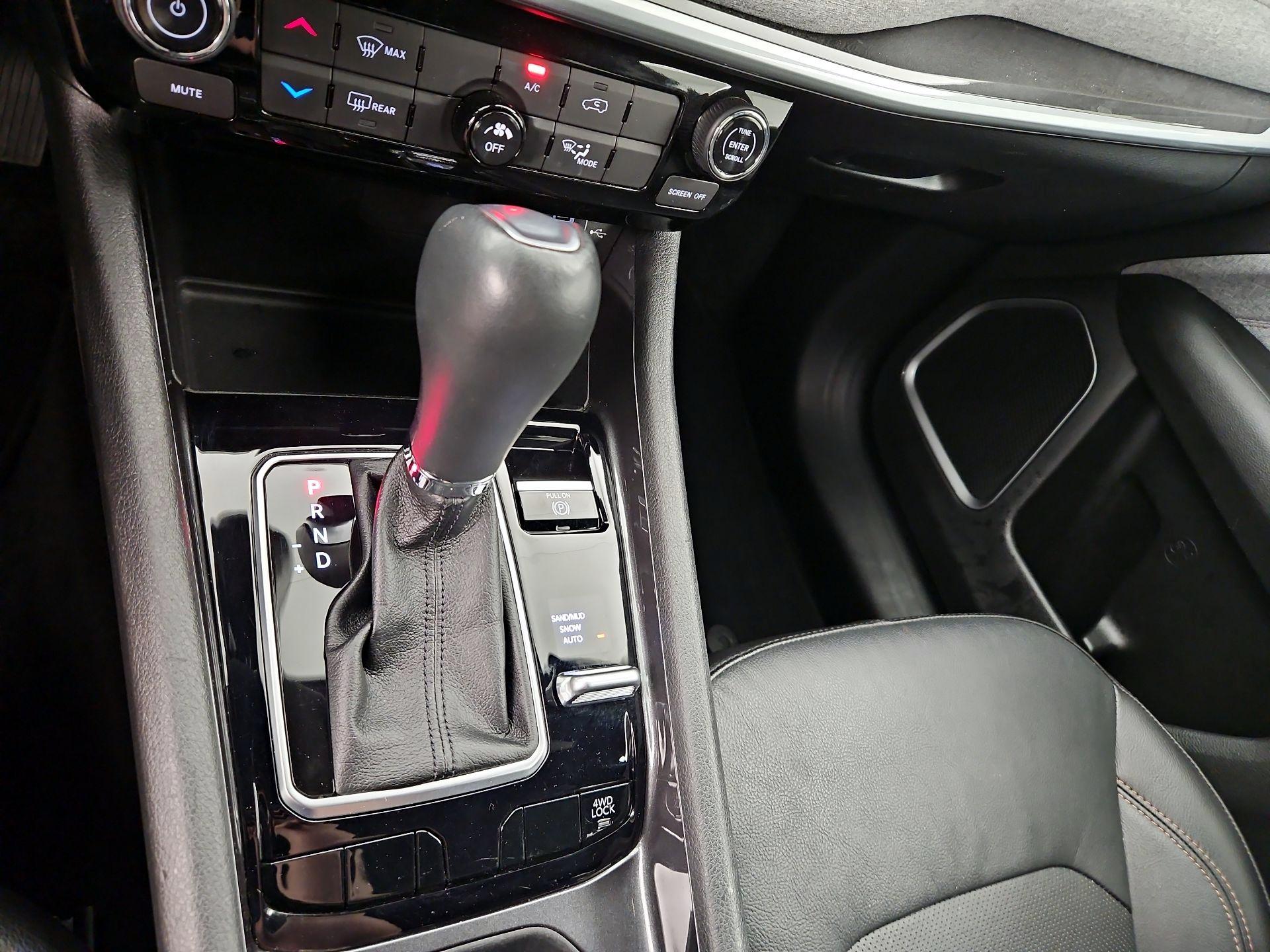 Thumbnail: 2023 Jeep Compass - 17