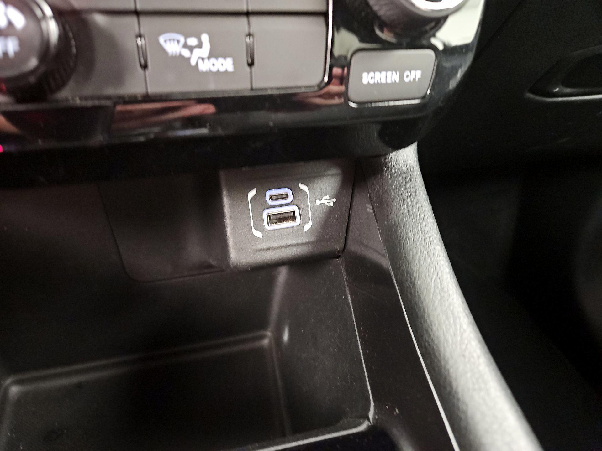 Thumbnail: 2023 Jeep Compass - 18