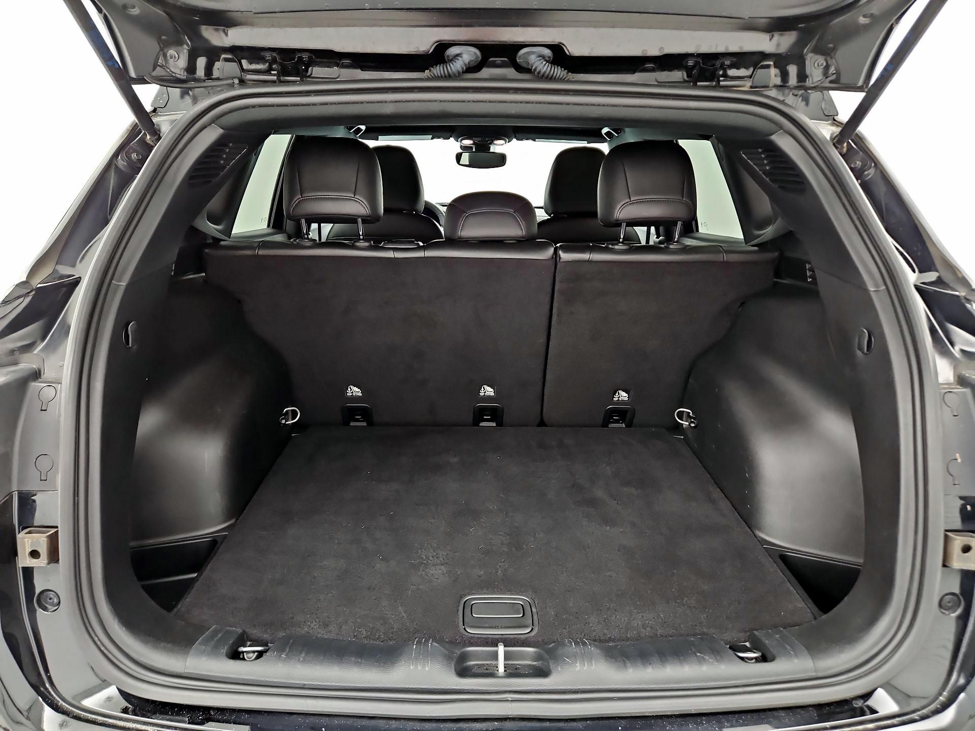 Thumbnail: 2023 Jeep Compass - 20