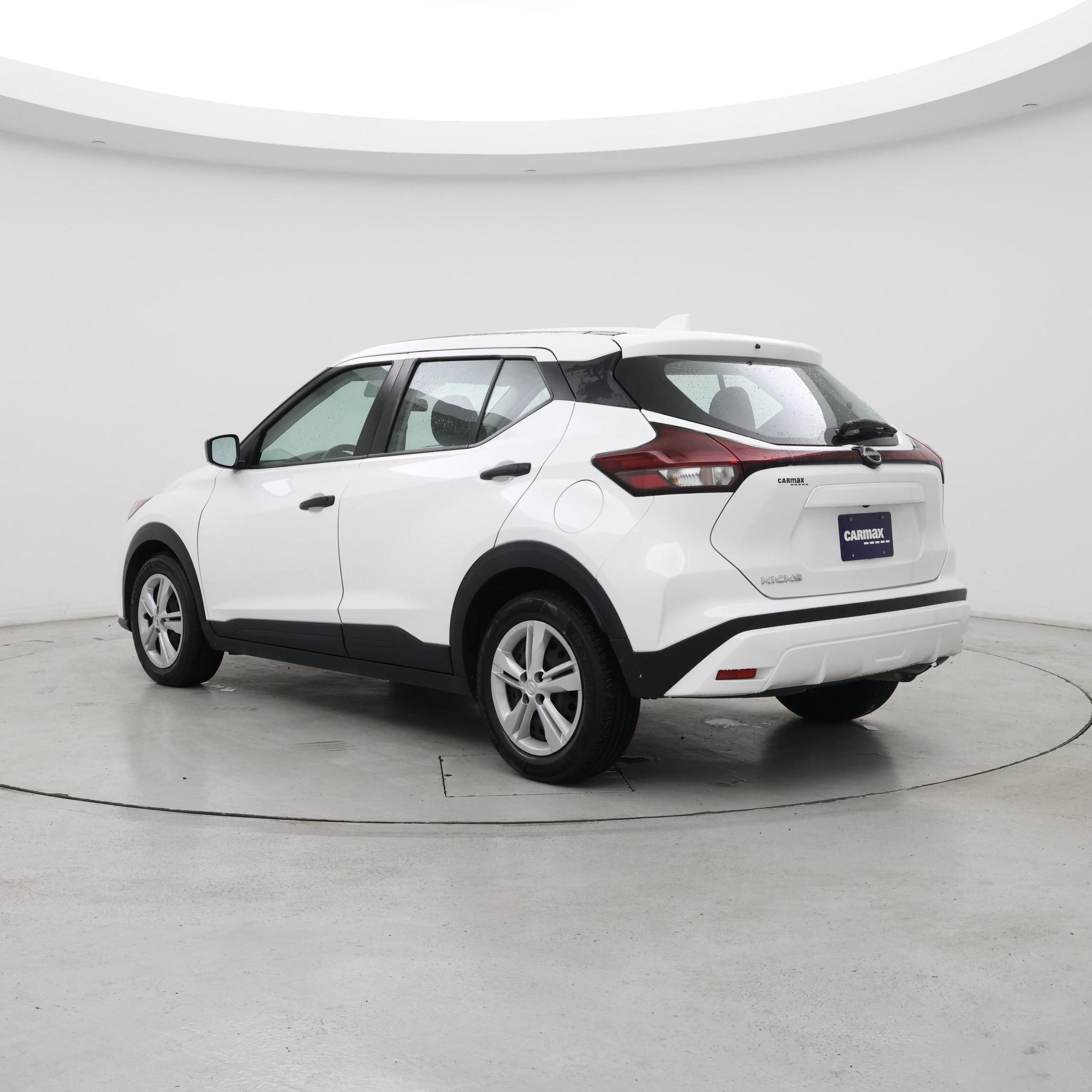 Thumbnail: 2022 Nissan Kicks - 2