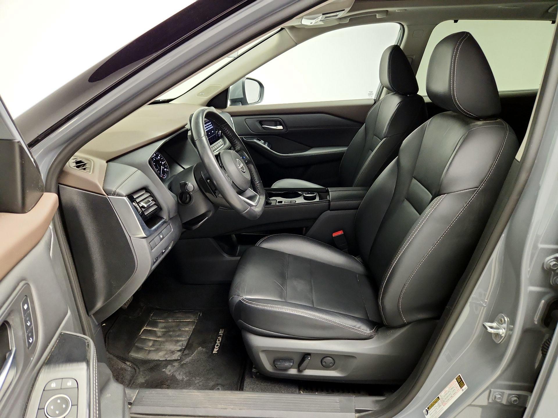 Thumbnail: 2023 Nissan Rogue - 11