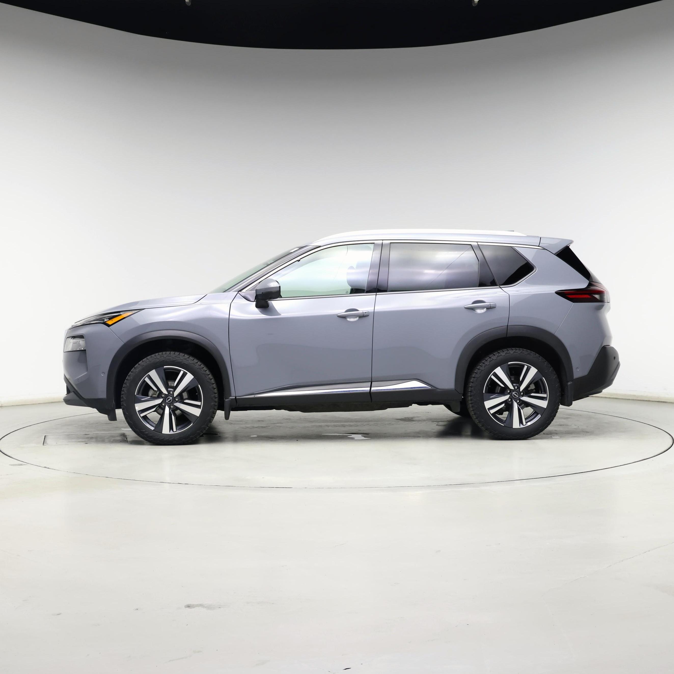 Thumbnail: 2023 Nissan Rogue - 3
