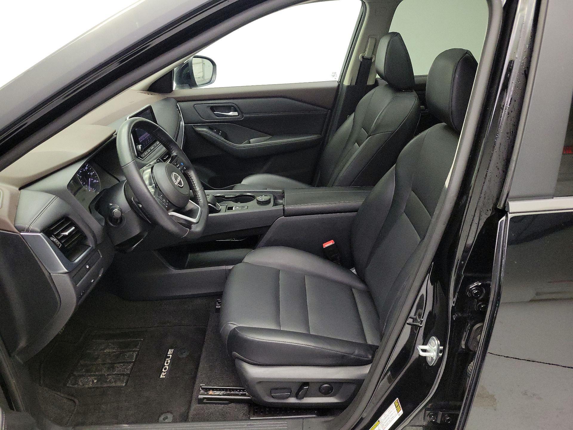 Thumbnail: 2023 Nissan Rogue - 11