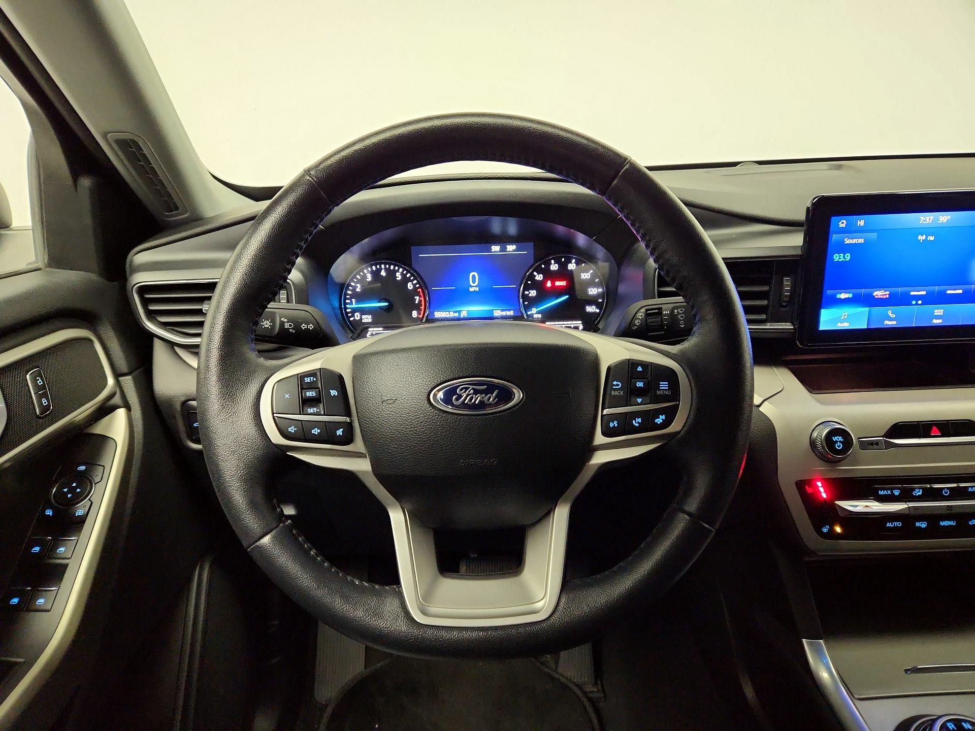 Thumbnail: 2023 Ford Explorer - 10