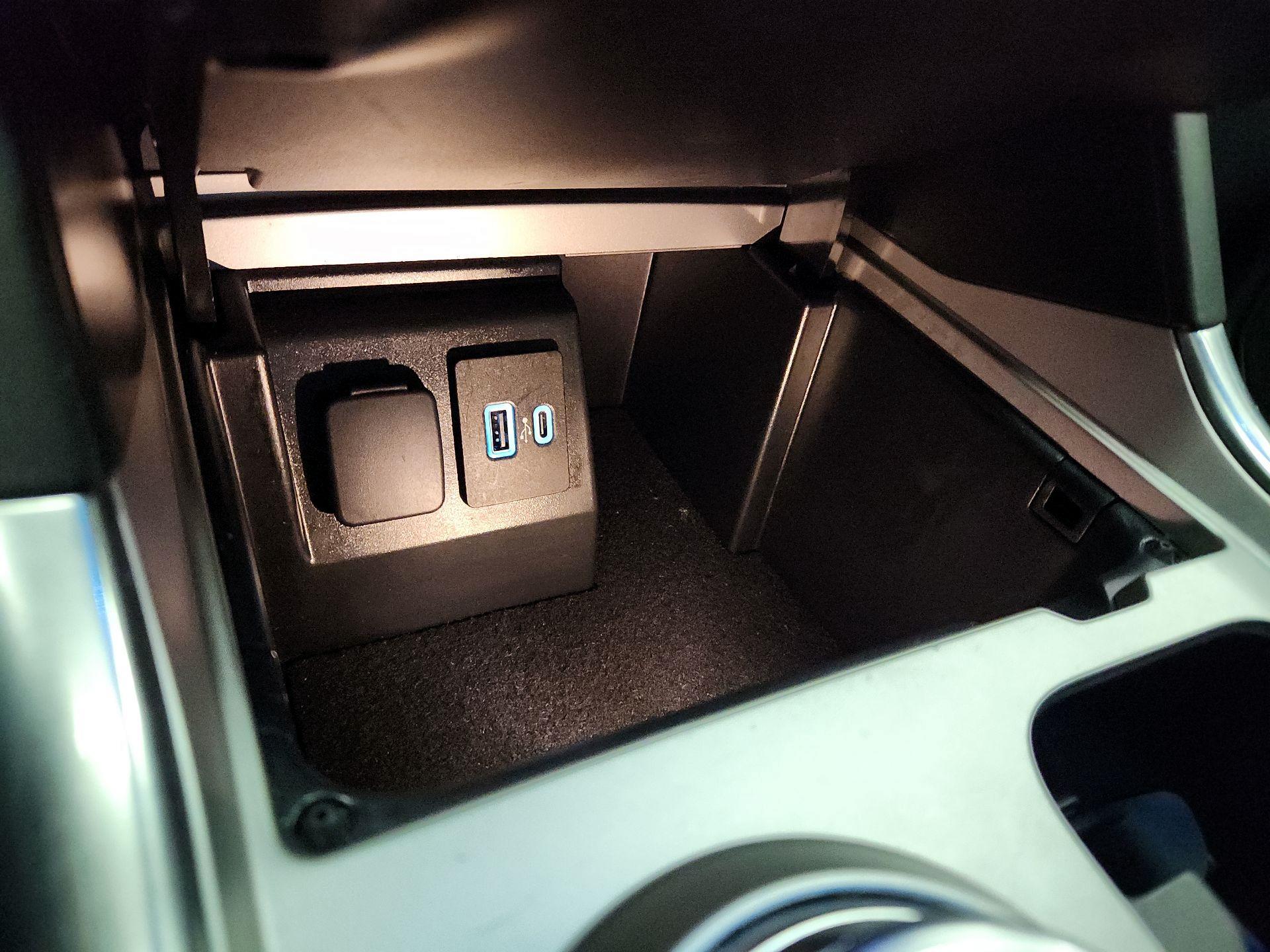 Thumbnail: 2023 Ford Explorer - 18