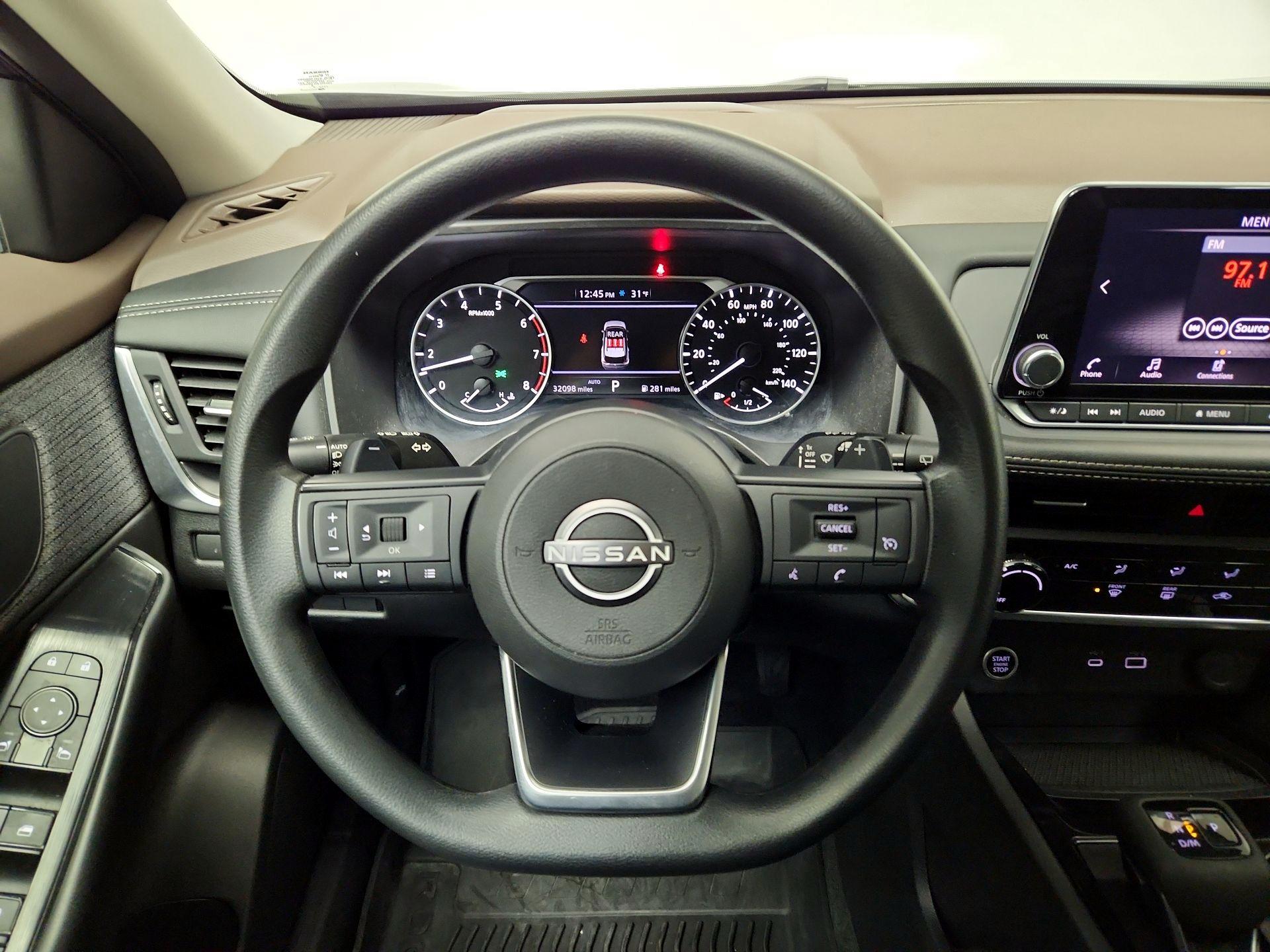 Thumbnail: 2023 Nissan Rogue - 10