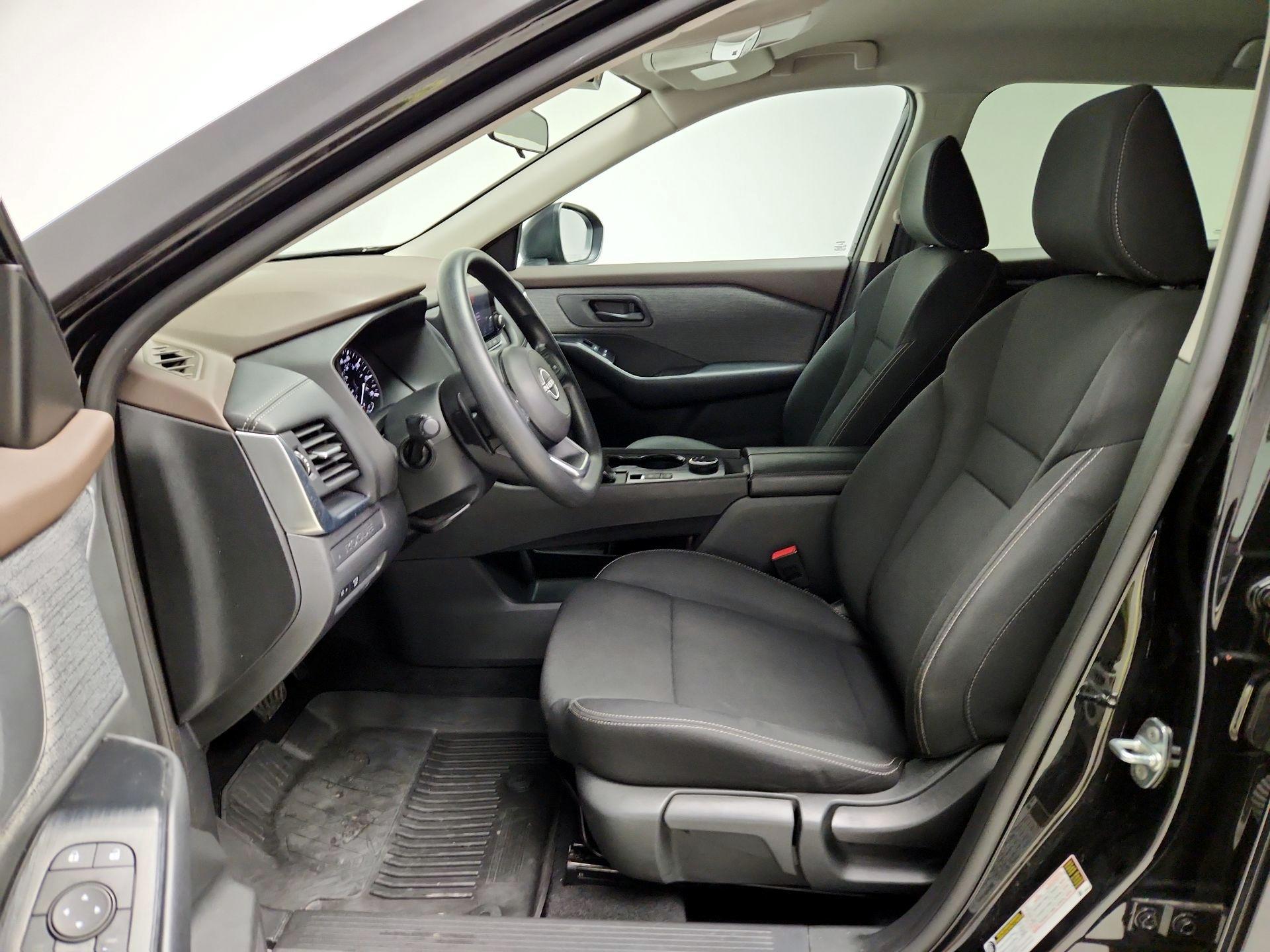 Thumbnail: 2023 Nissan Rogue - 11