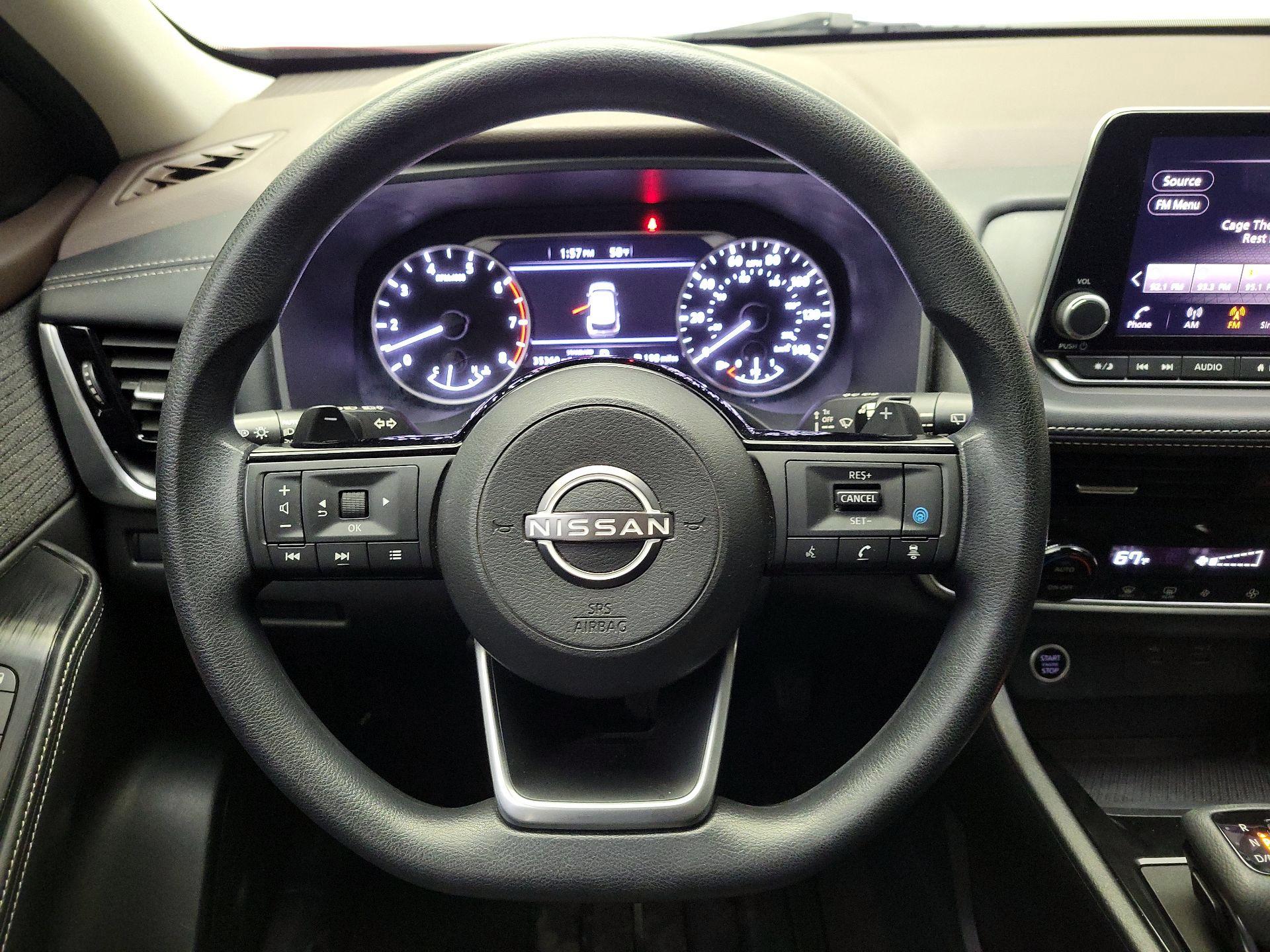 Thumbnail: 2023 Nissan Rogue - 10