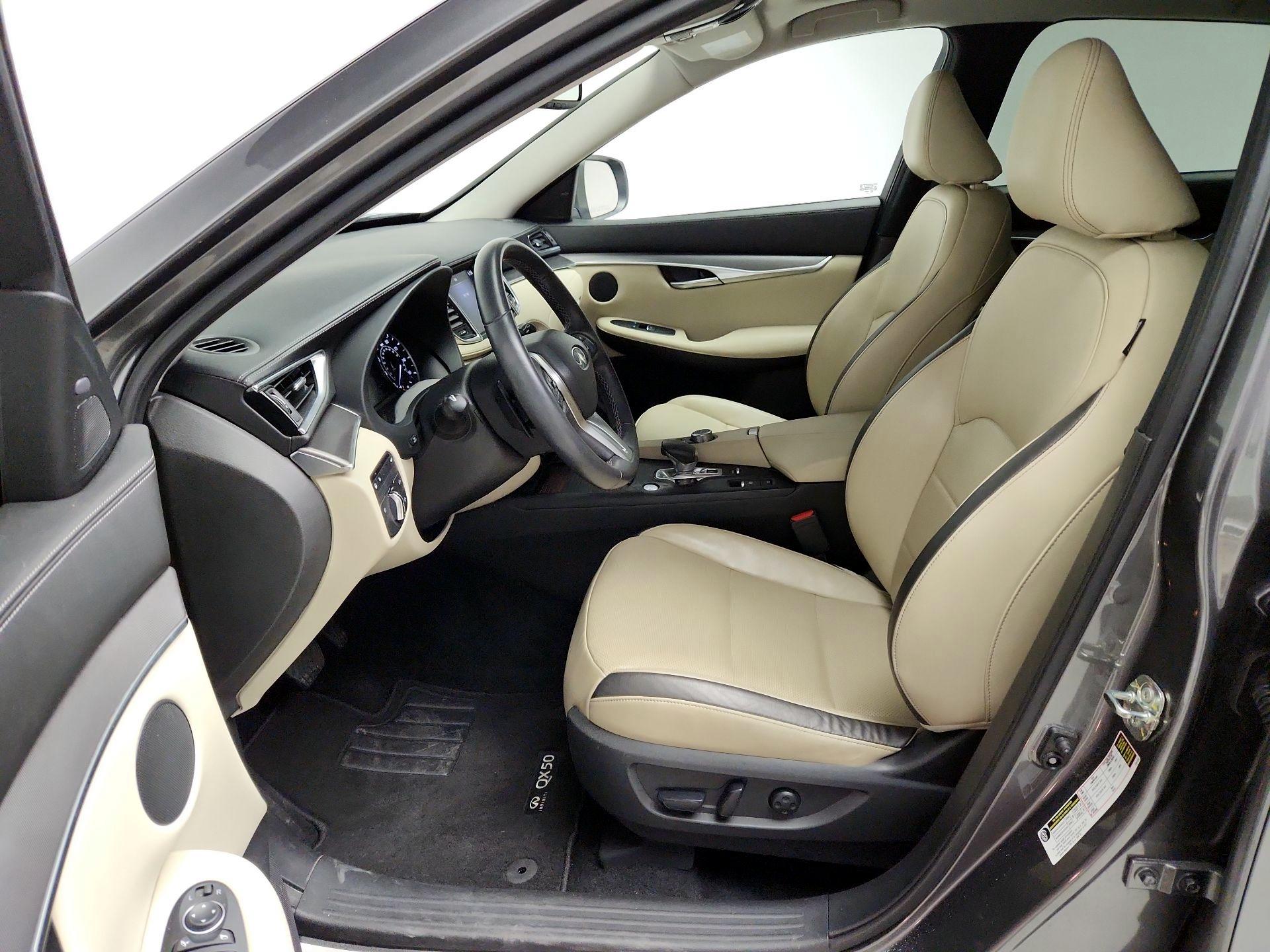 Thumbnail: 2022 INFINITI QX50 - 11