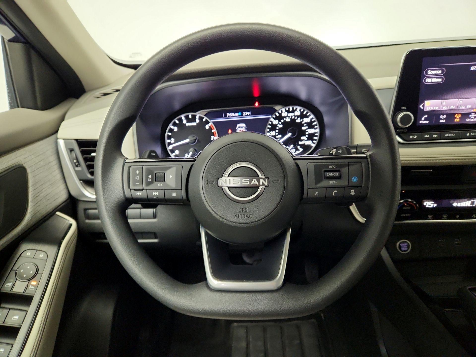 Thumbnail: 2023 Nissan Rogue - 10