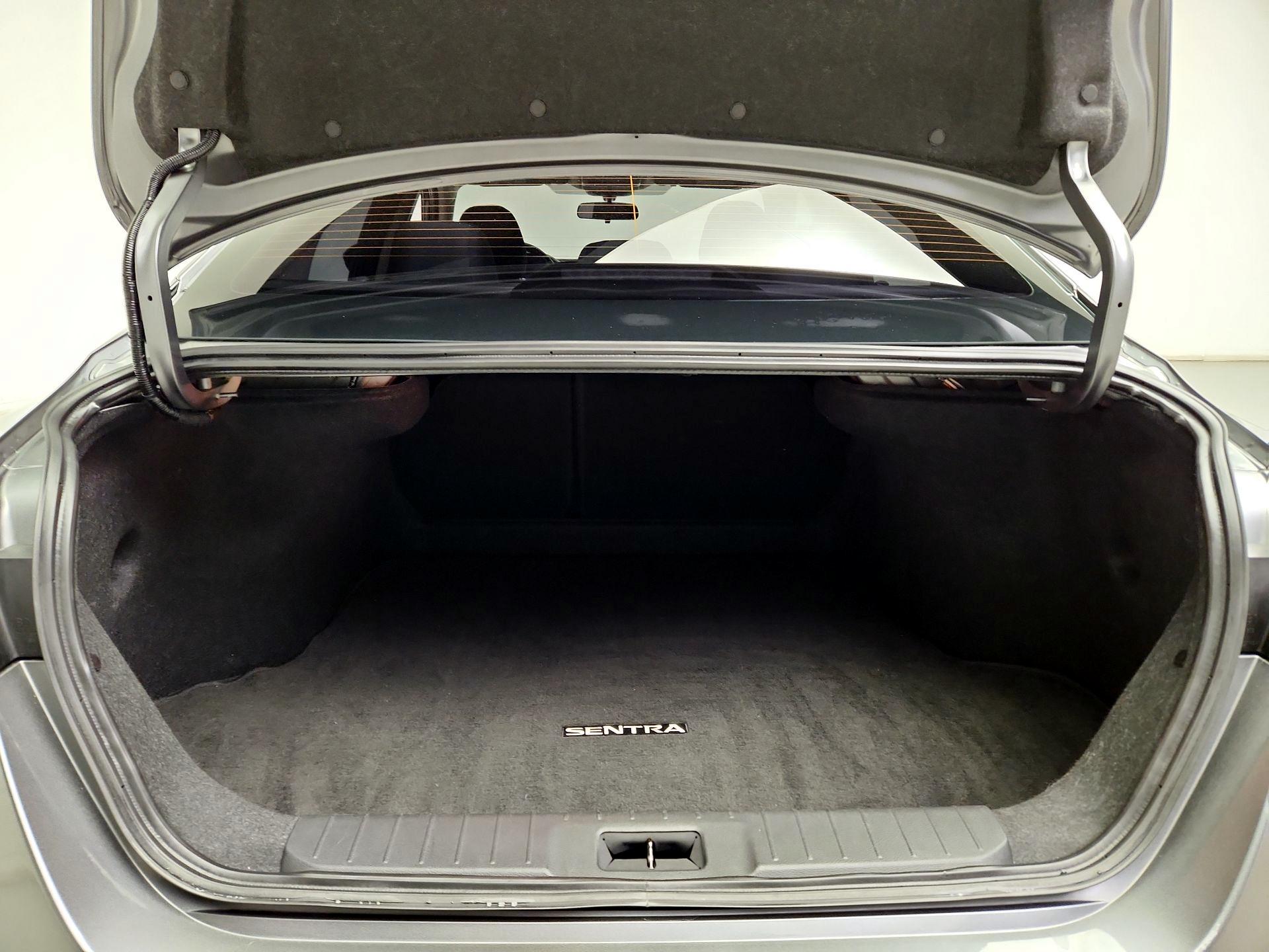 Thumbnail: 2024 Nissan Sentra - 20