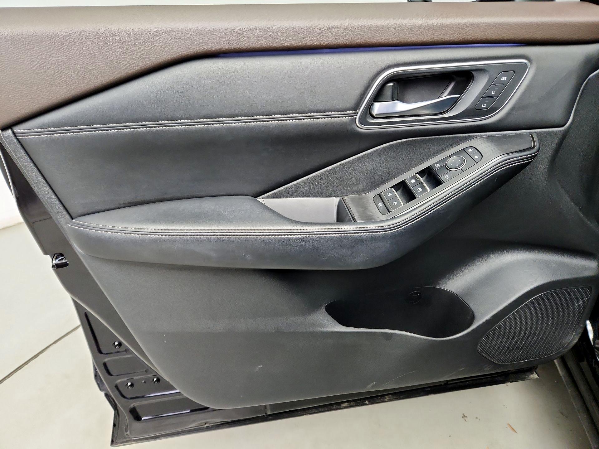 Thumbnail: 2023 Nissan Rogue - 12