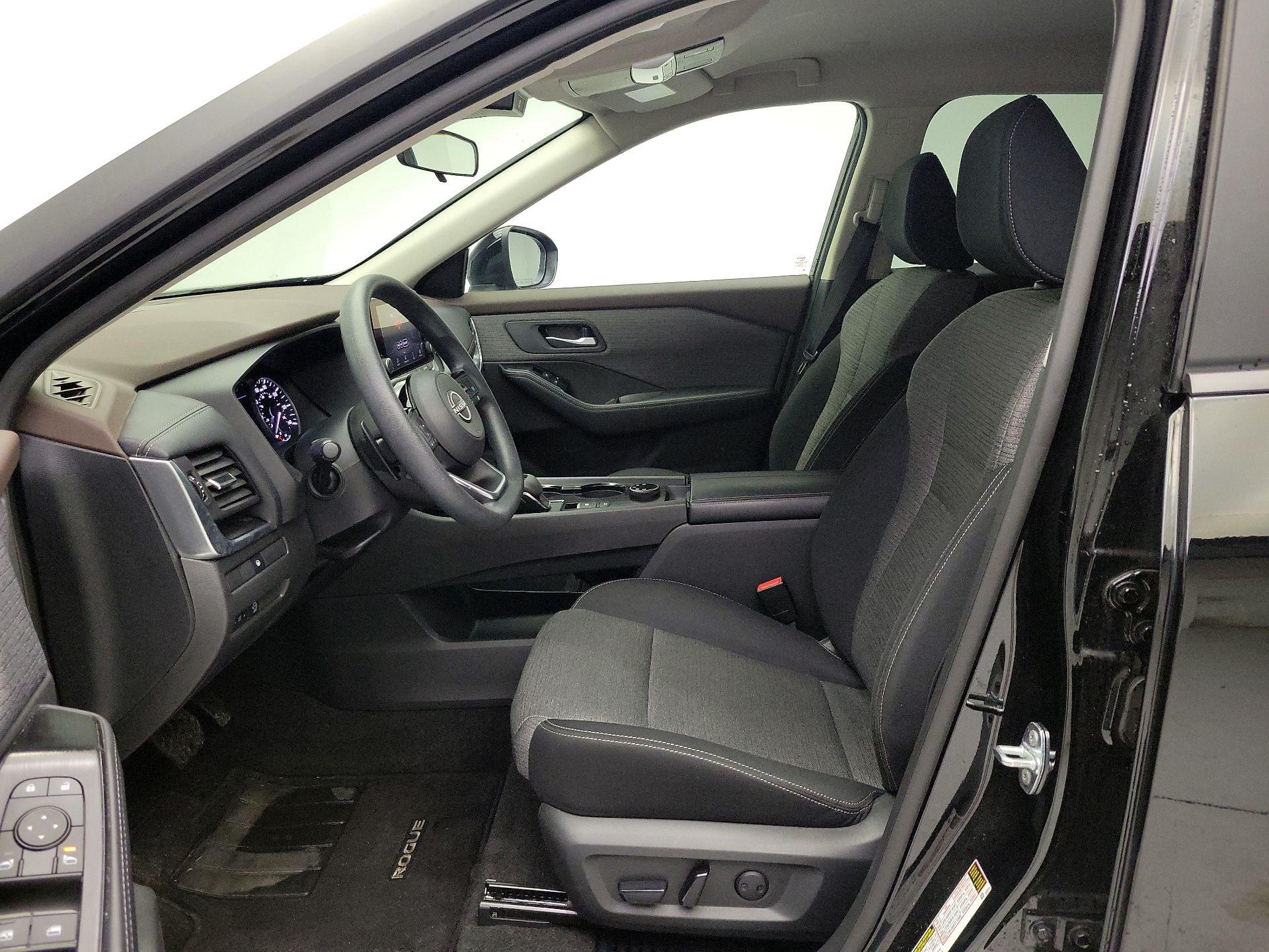 Thumbnail: 2023 Nissan Rogue - 11