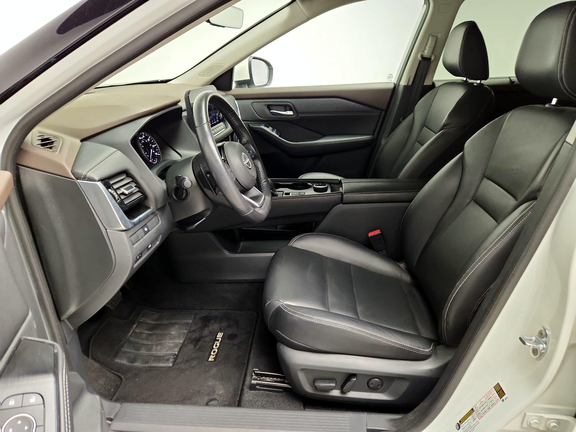 Thumbnail: 2022 Nissan Rogue - 11