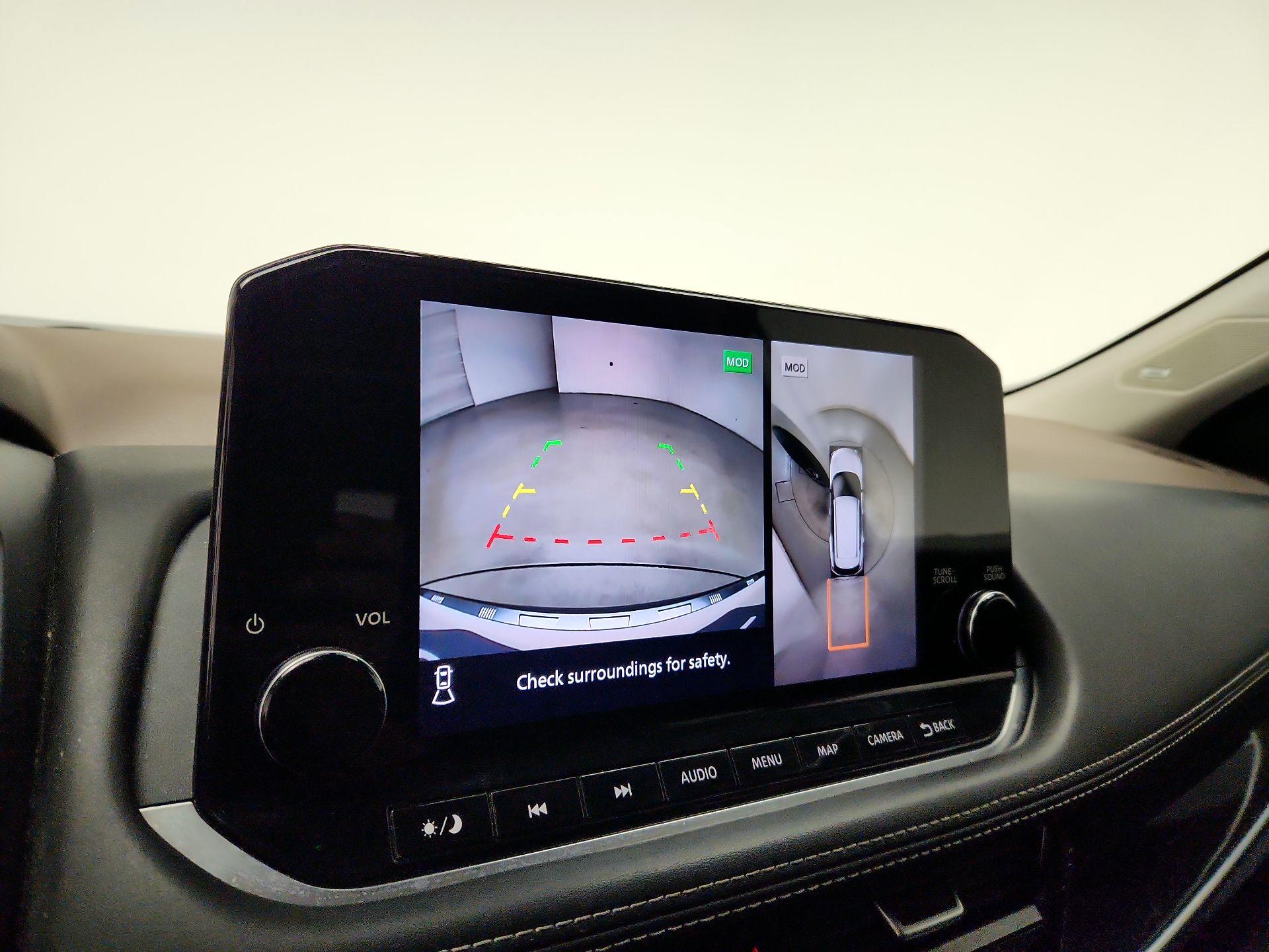 Thumbnail: 2022 Nissan Rogue - 15