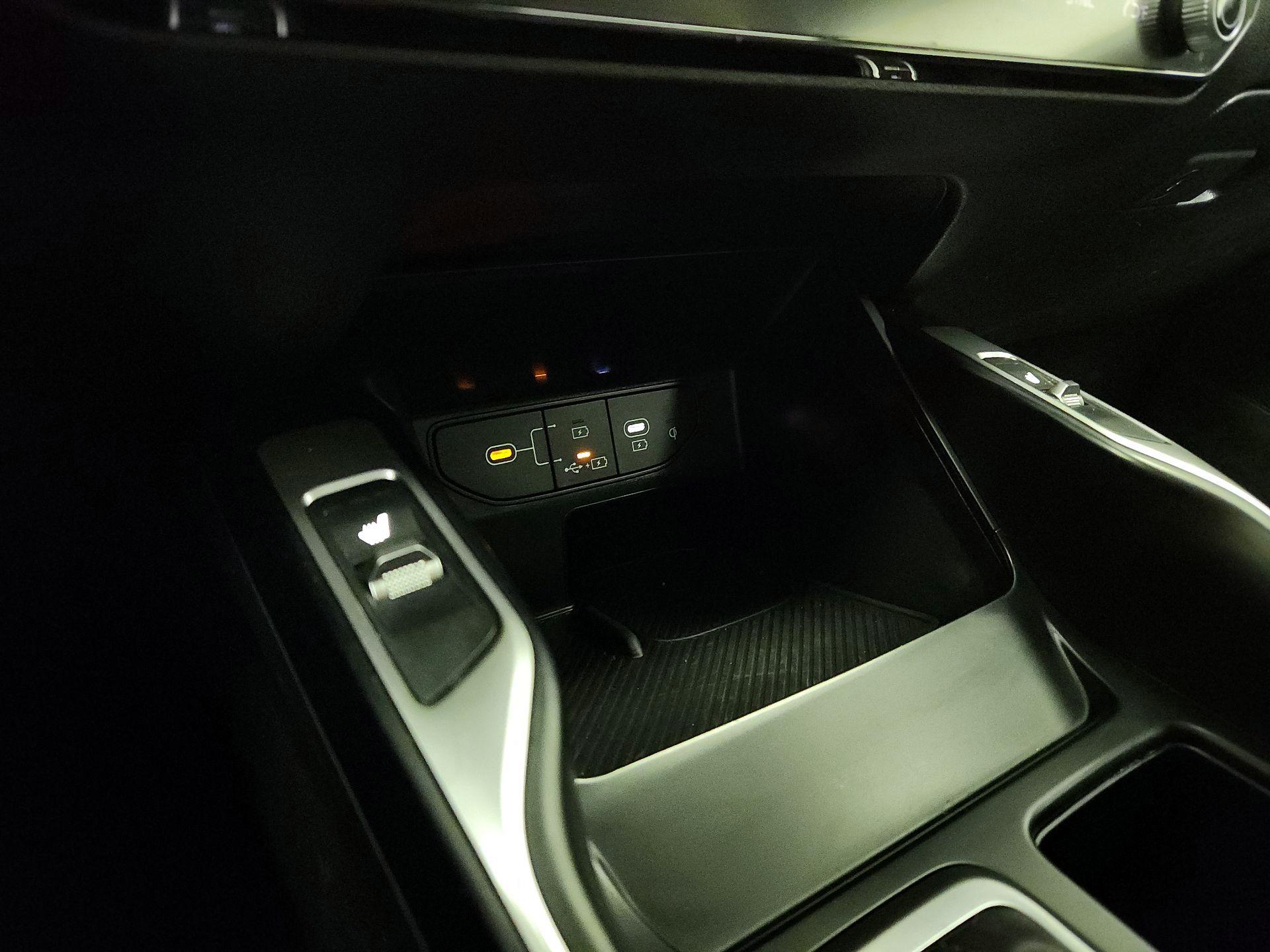 Thumbnail: 2024 Kia Sorento - 19