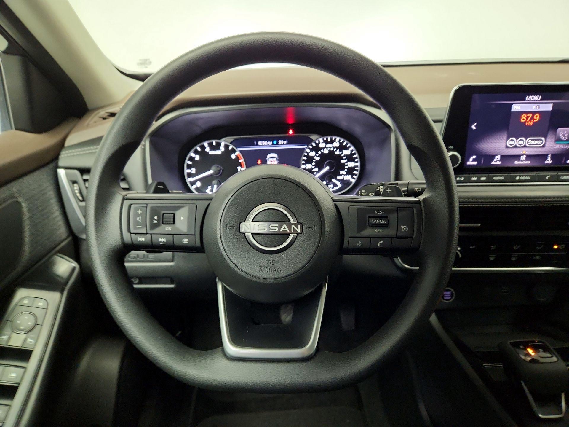 Thumbnail: 2023 Nissan Rogue - 10