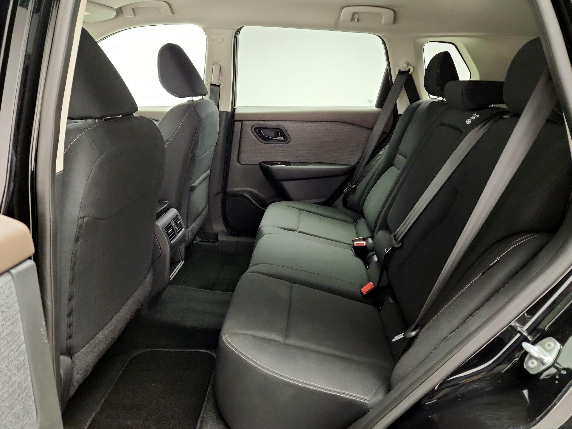 Thumbnail: 2023 Nissan Rogue - 19